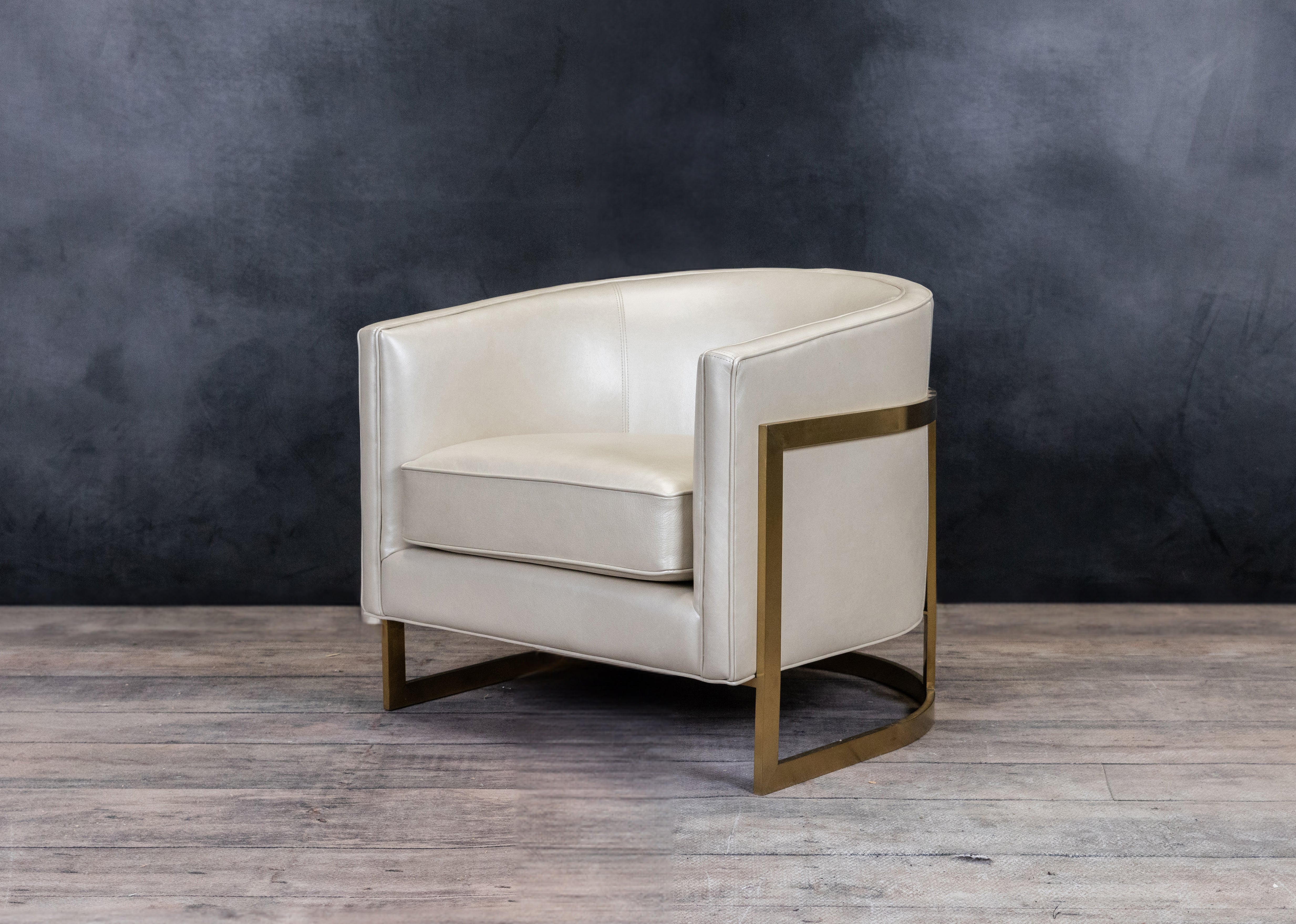 FAUTEUIL EN CUIR AUDREY