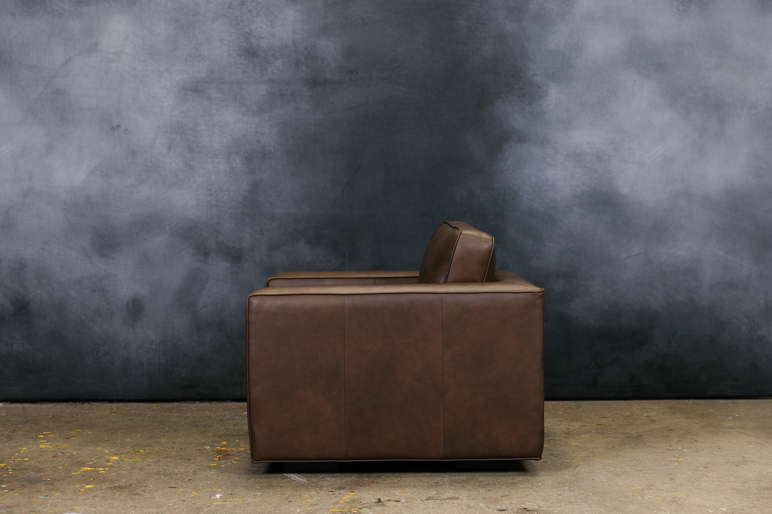 MADDEX LEATHER CHAIR SLIM ARM