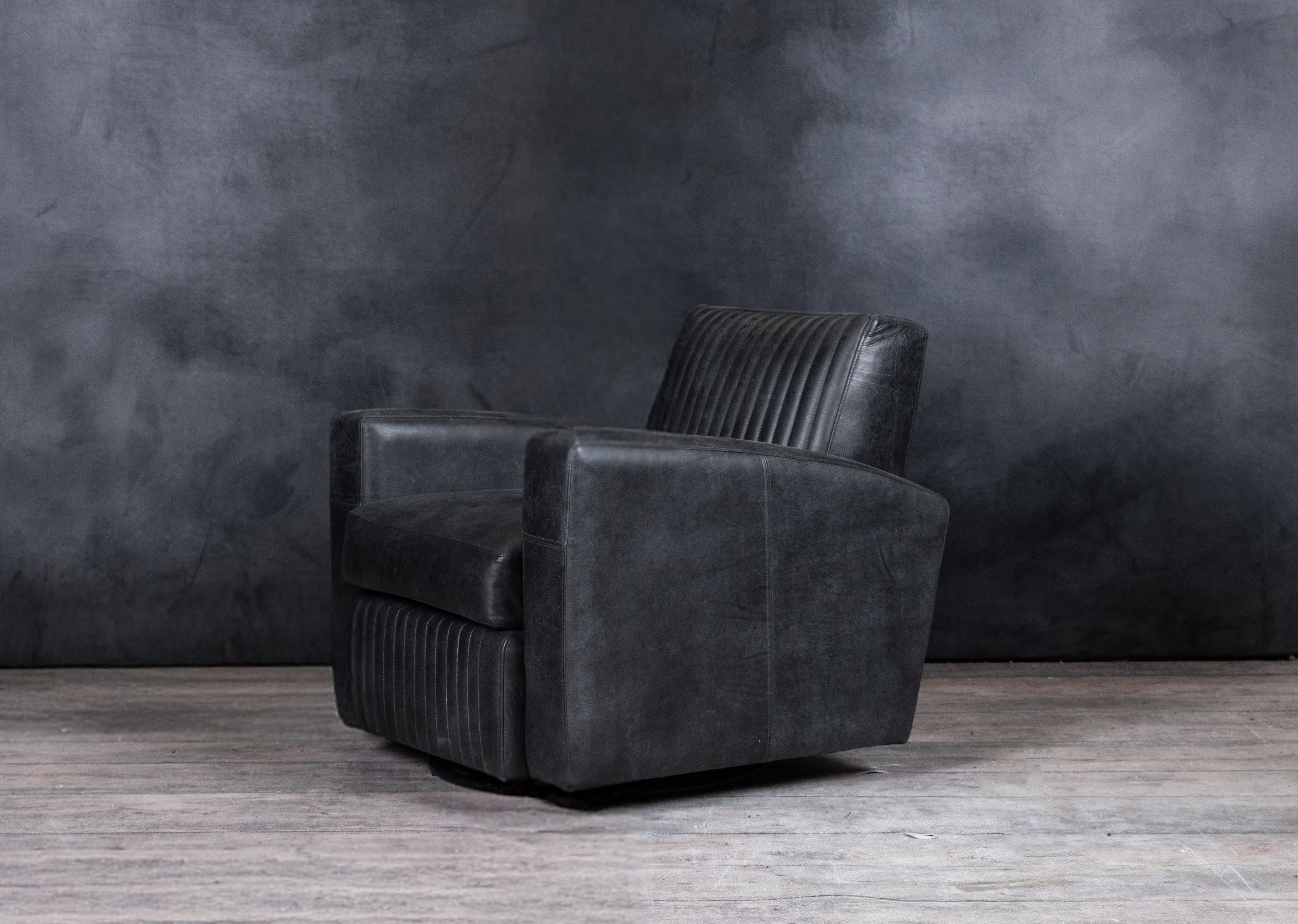 REBEL CHAIR