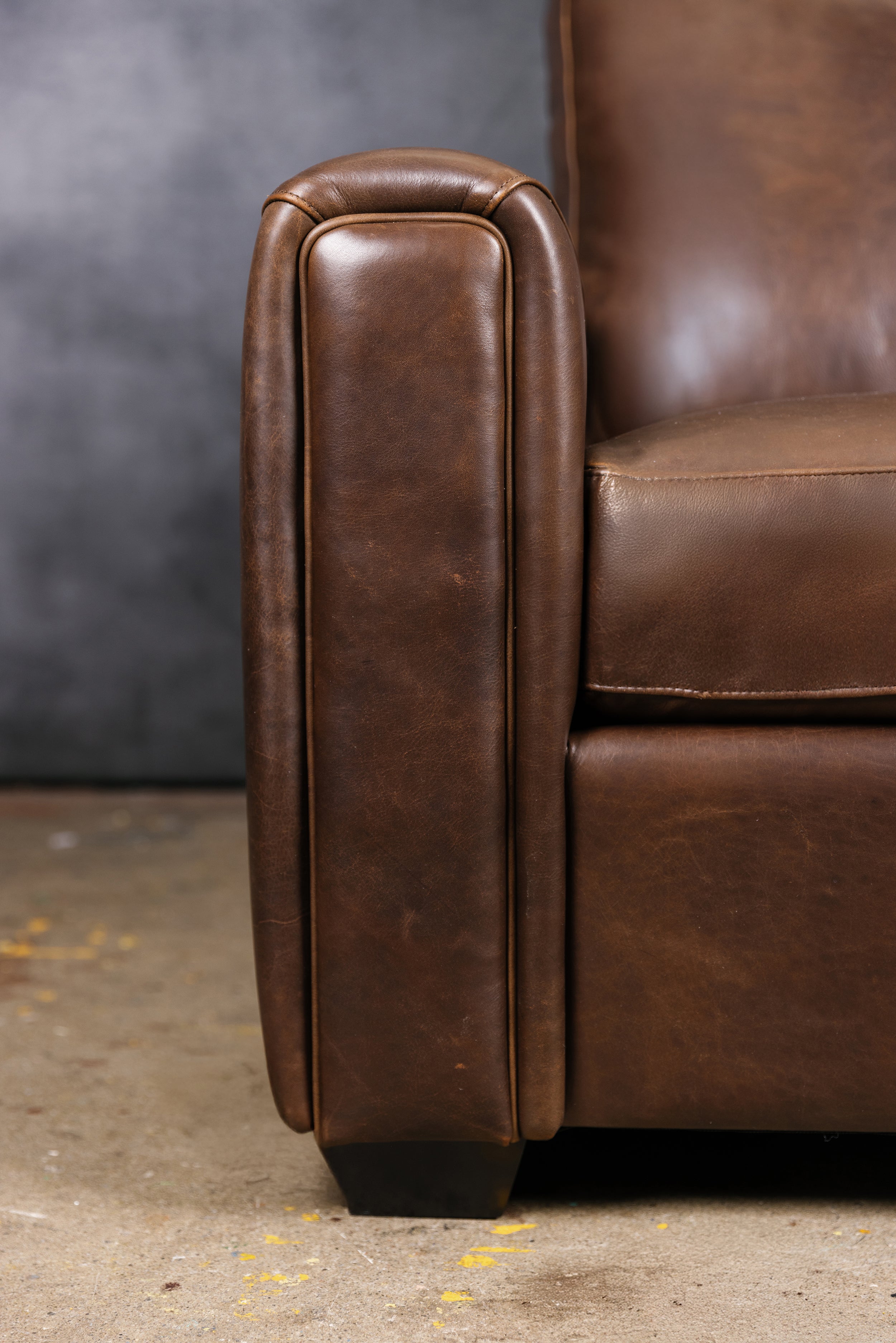 IOWA LEATHER CHAIR