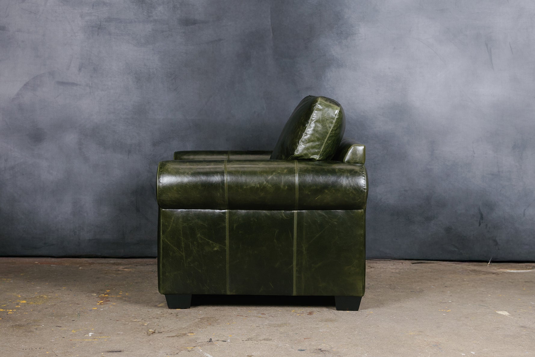 SURREY LEATHER CHAIR
