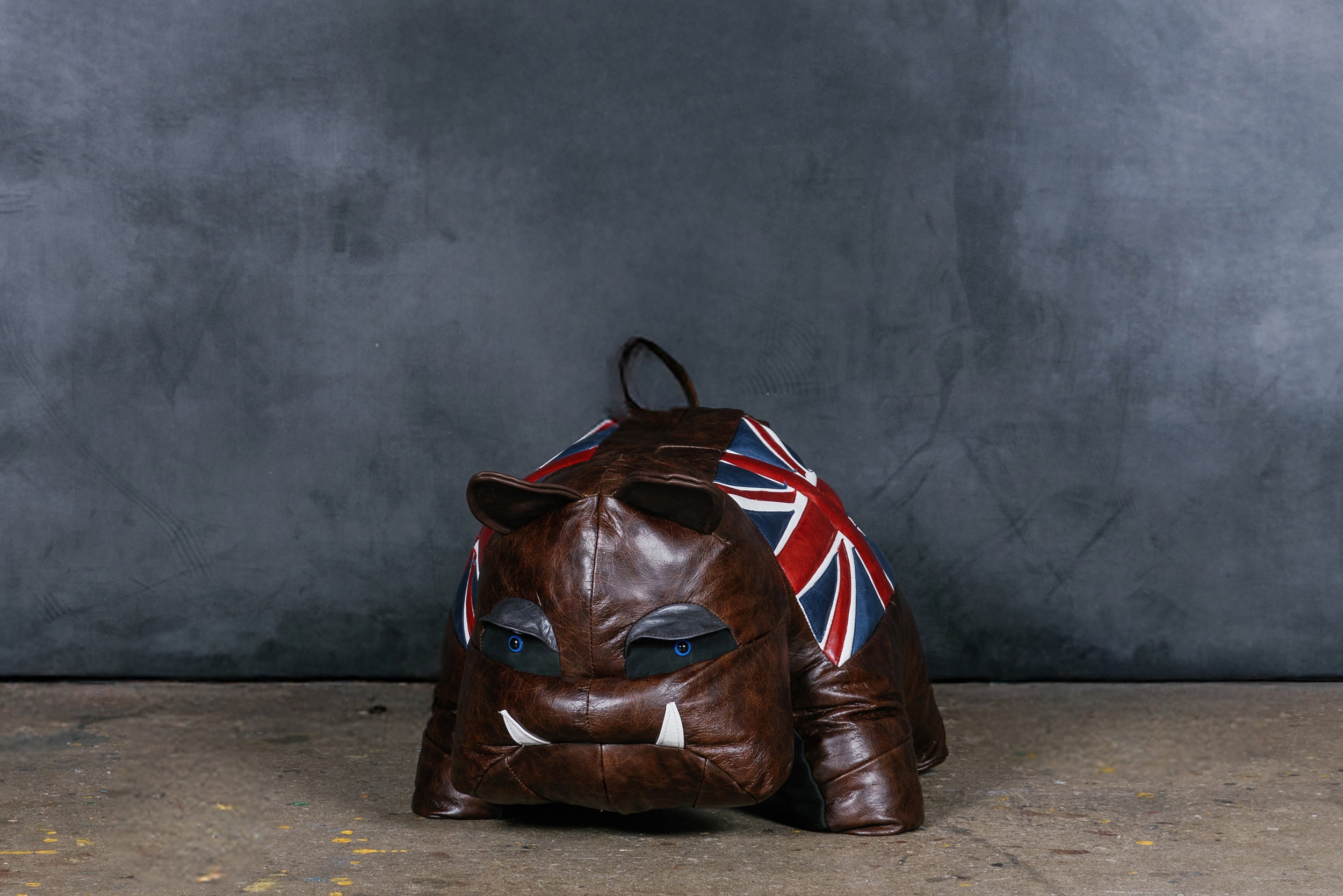 BRITISH BULLDOG OTTOMAN