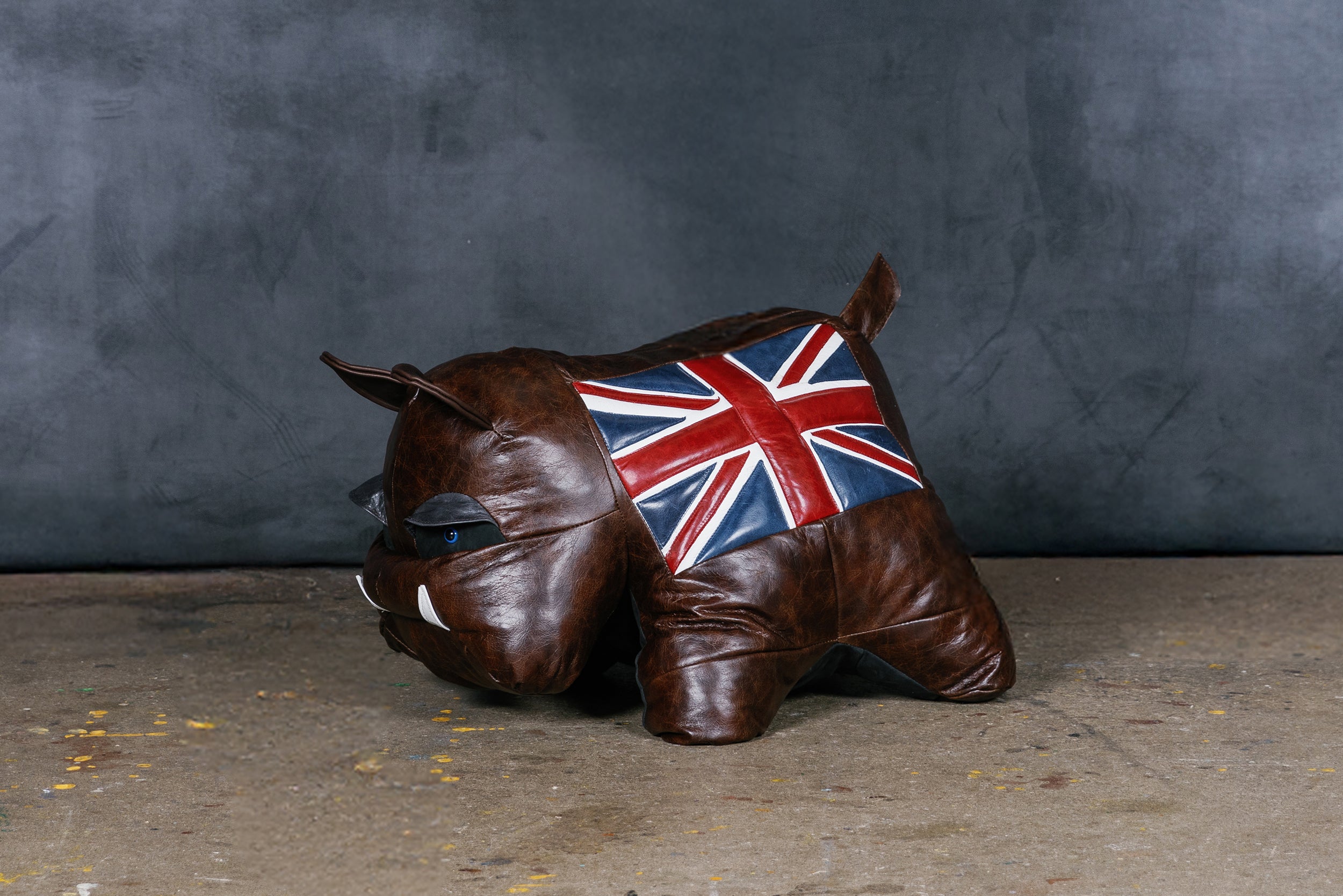BRITISH BULLDOG OTTOMAN
