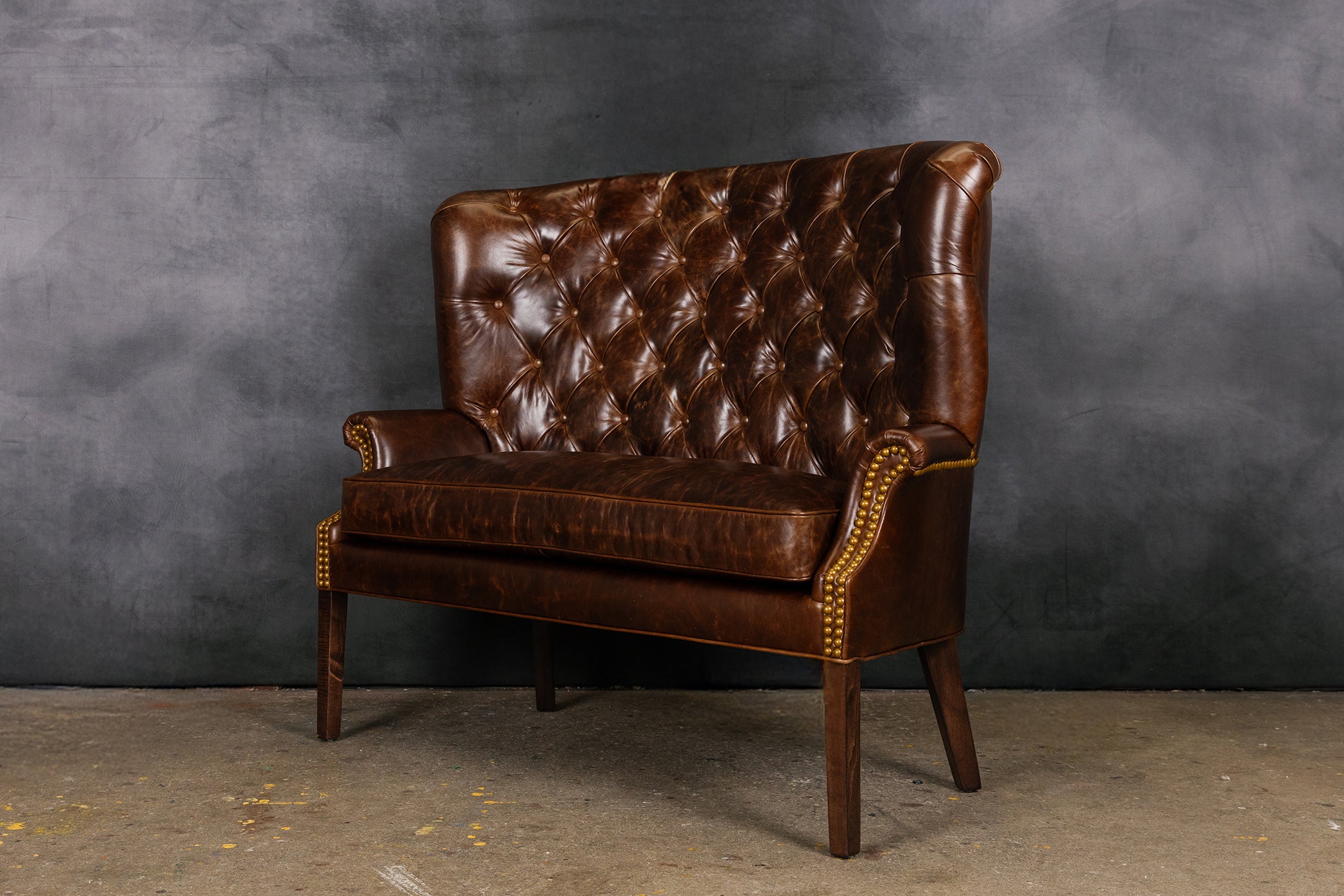 STANLEY LEATHER SETTEE