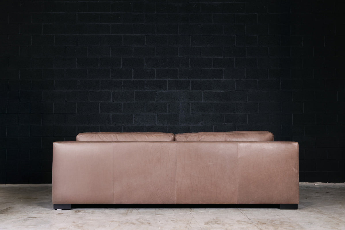 VENETO LEATHER SOFA