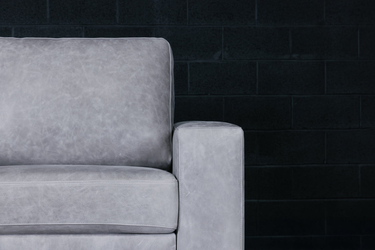 MODENA MOTION POWER LEATHER CHAIR