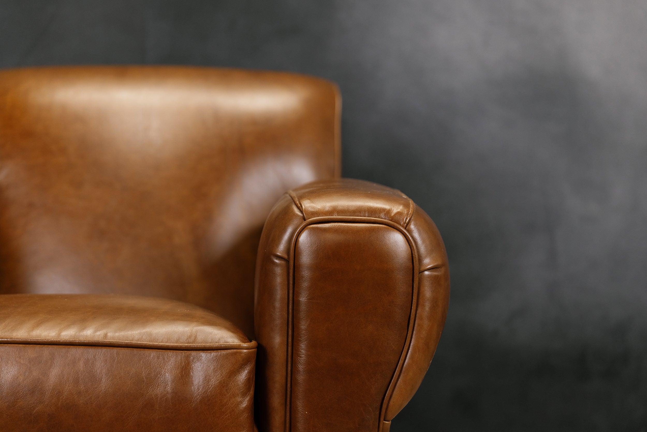 BACHELOR LEATHER CHAIR