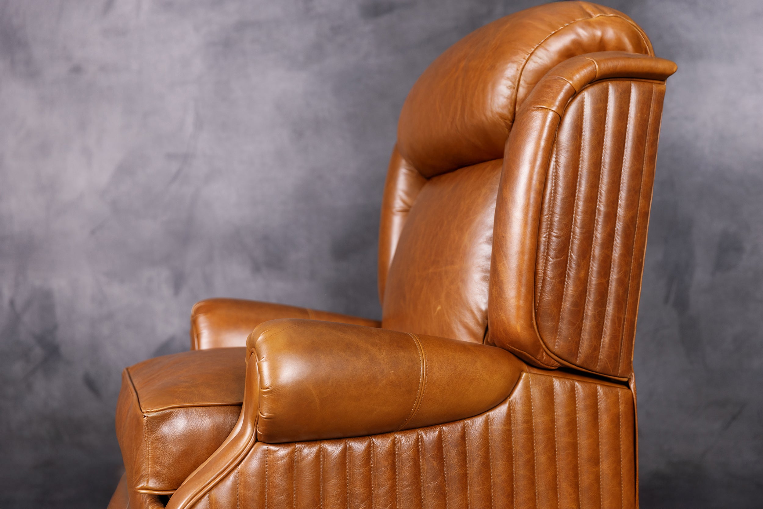 THE KINGSLEY RECLINER CHAIR