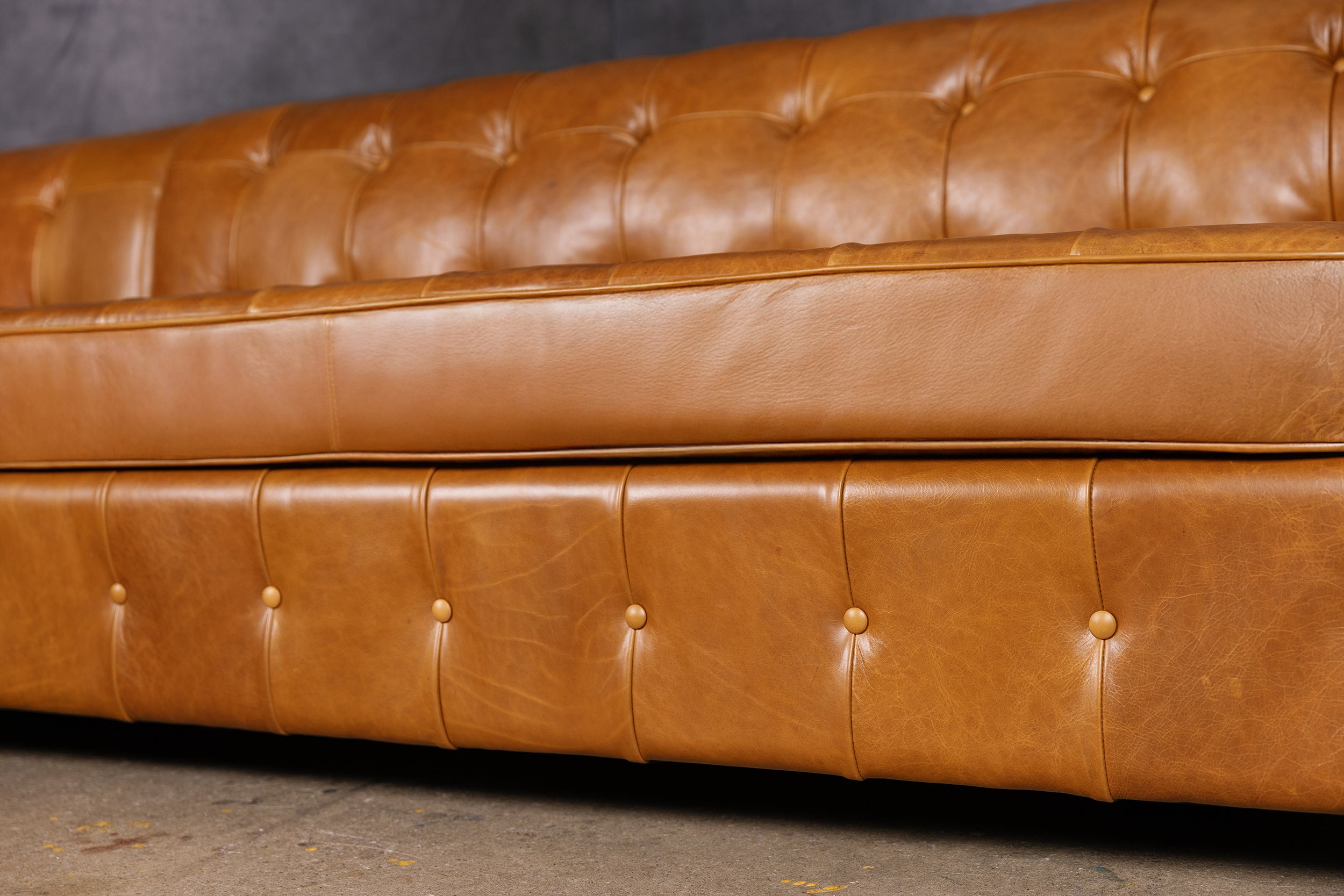 OXFORD GRAND LEATHER SECTIONAL LHF