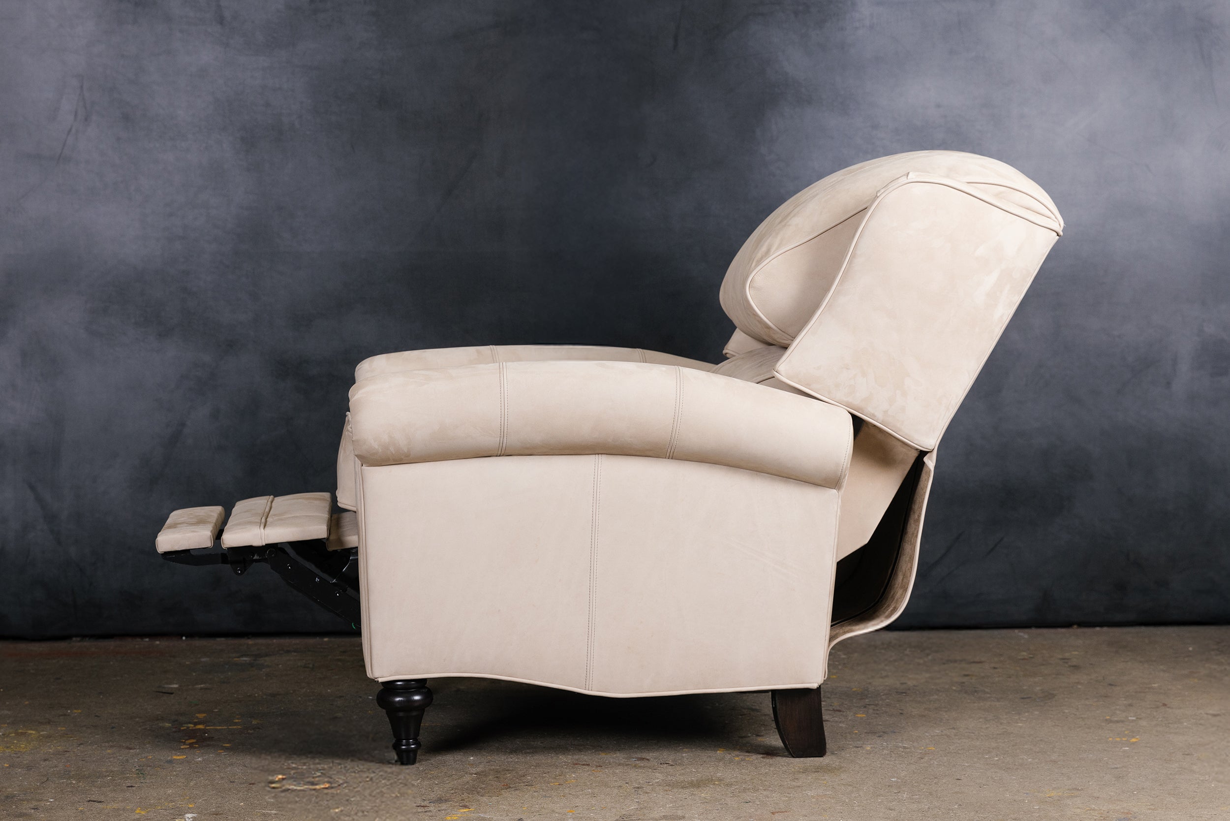 FAUTEUIL INCLINABLE JAMISON À OREILLES