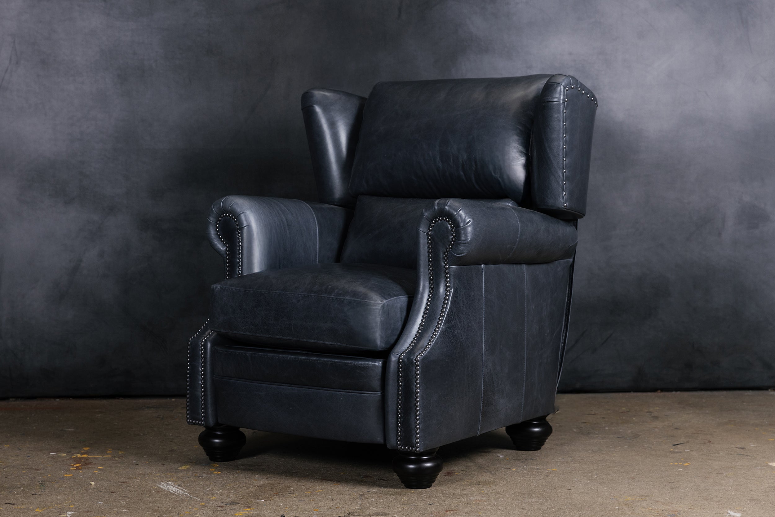 BRANDO LEATHER RECLINER CHAIR