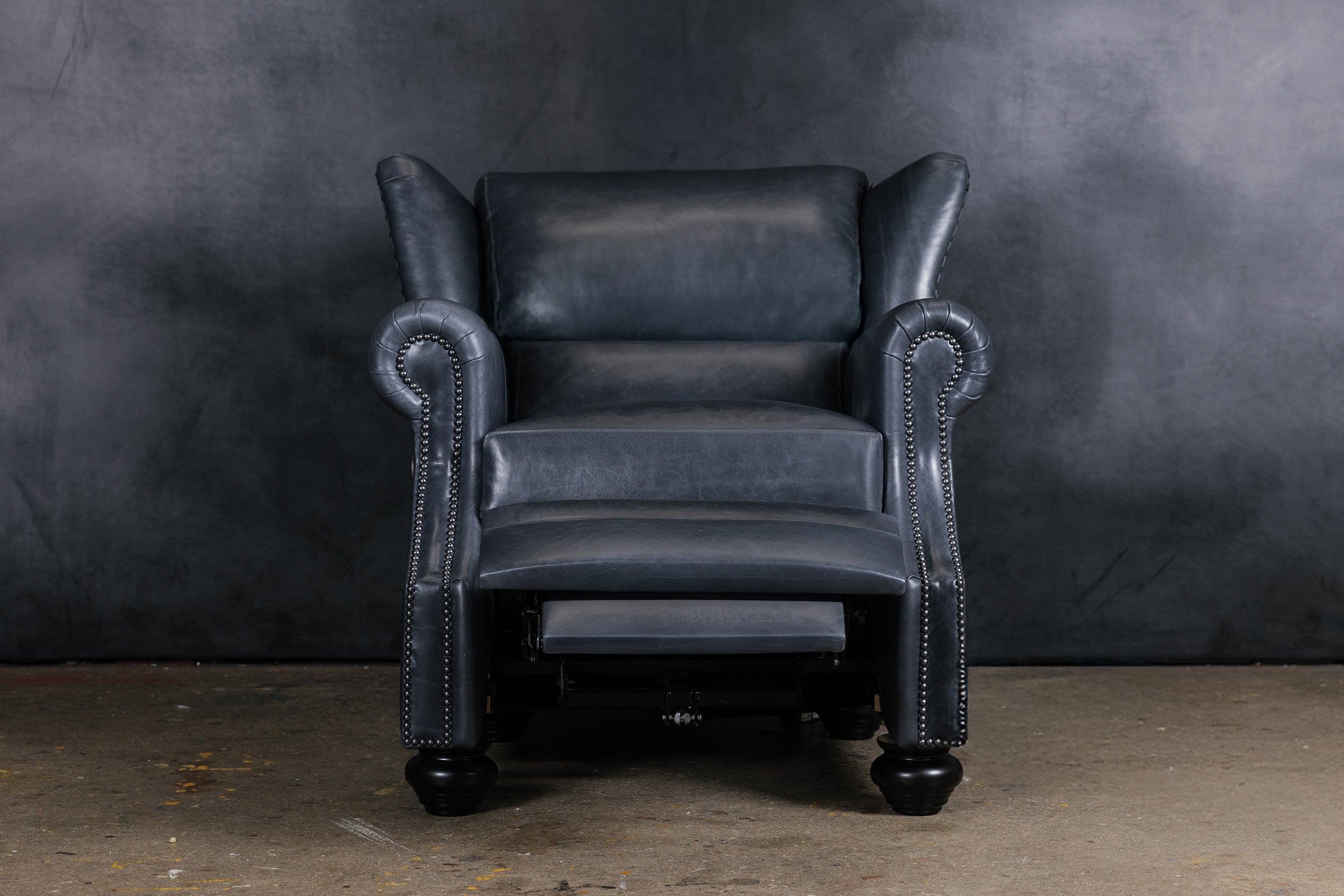 BRANDO LEATHER RECLINER CHAIR