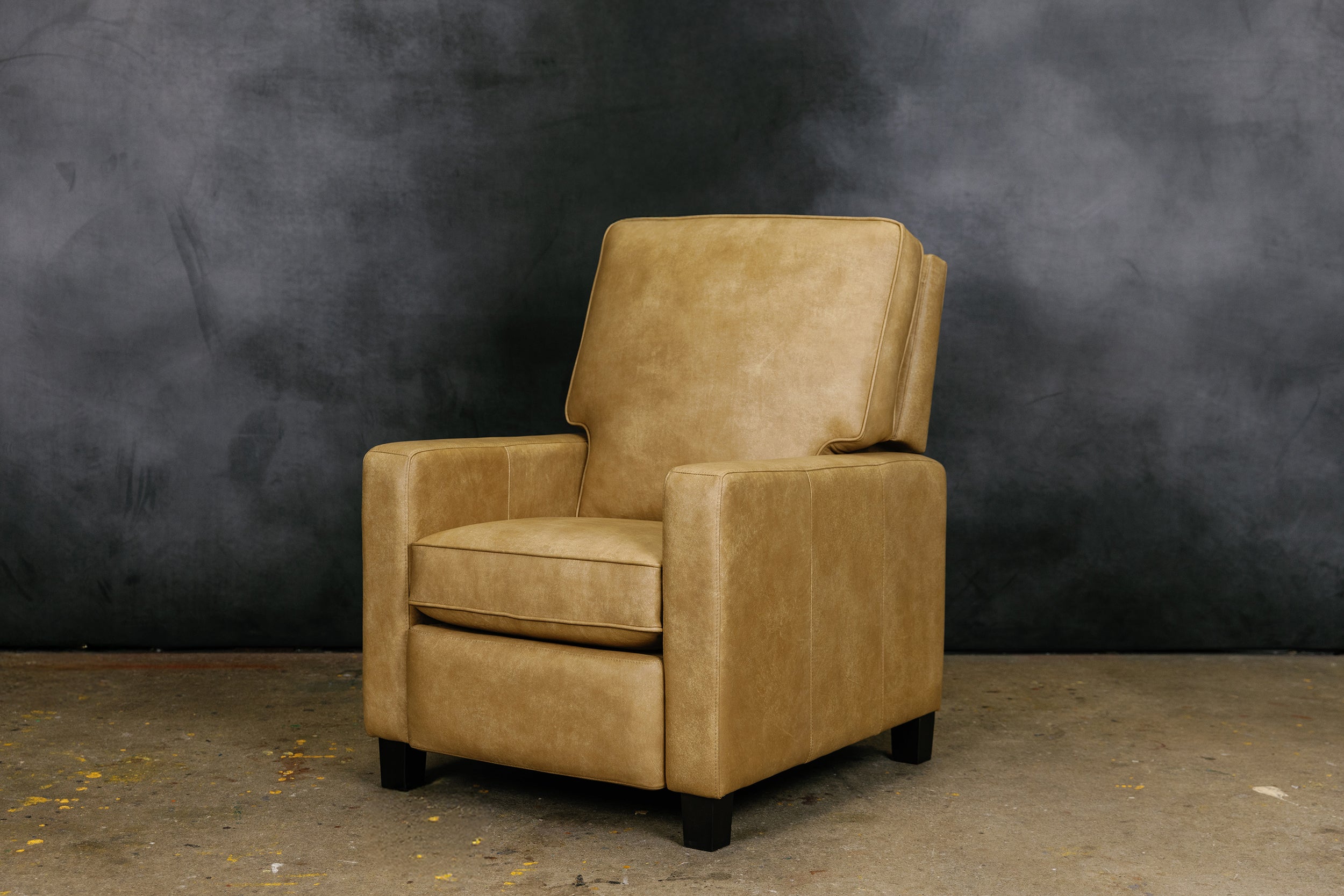 ANTONIO LEATHER RECLINER CHAIR