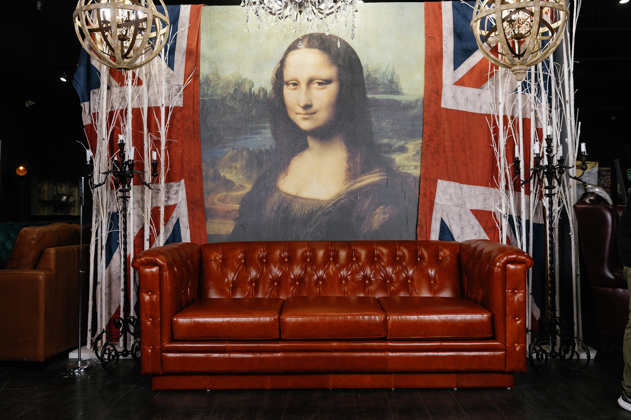 DAVINCI LEATHER SOFA FLOOR MODEL(sold)