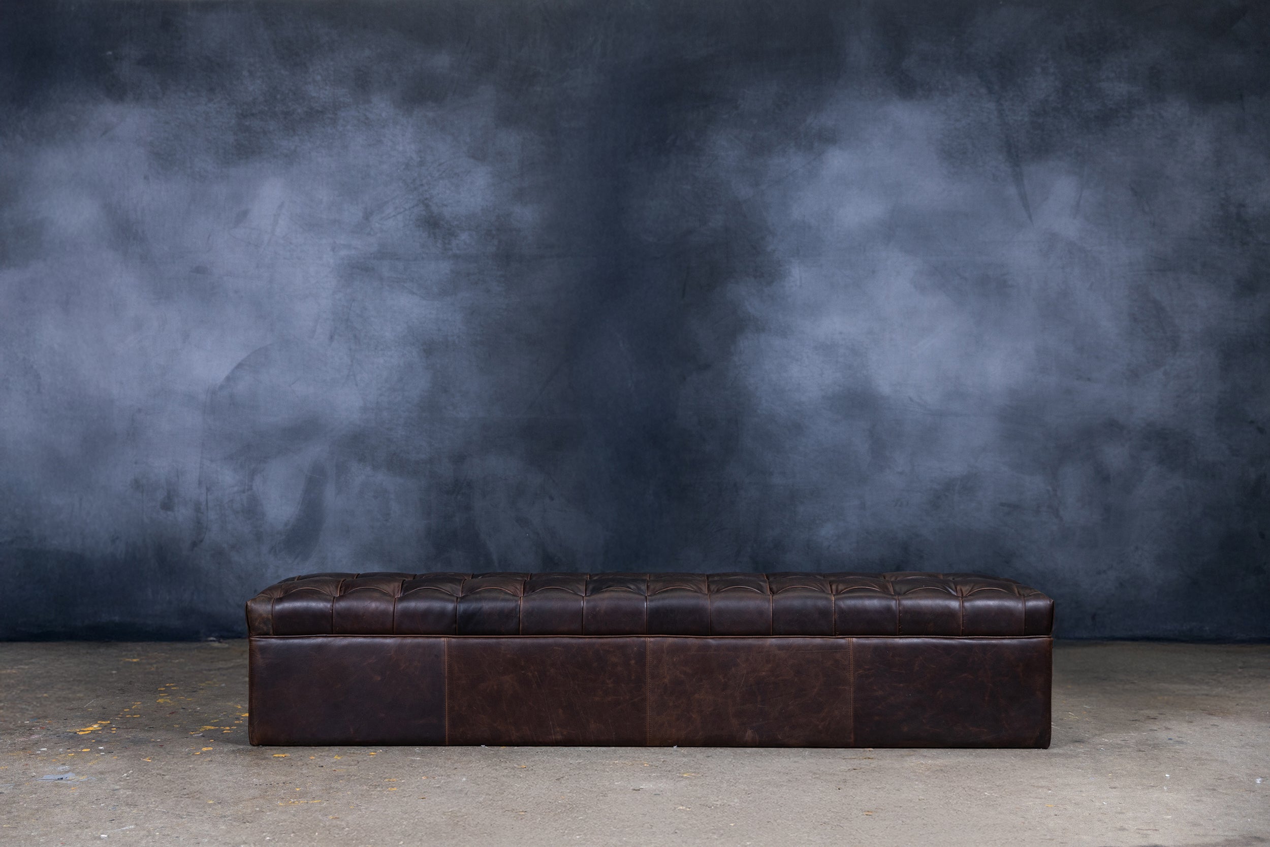 TUFTED END OF BED BENCH OTOMAN