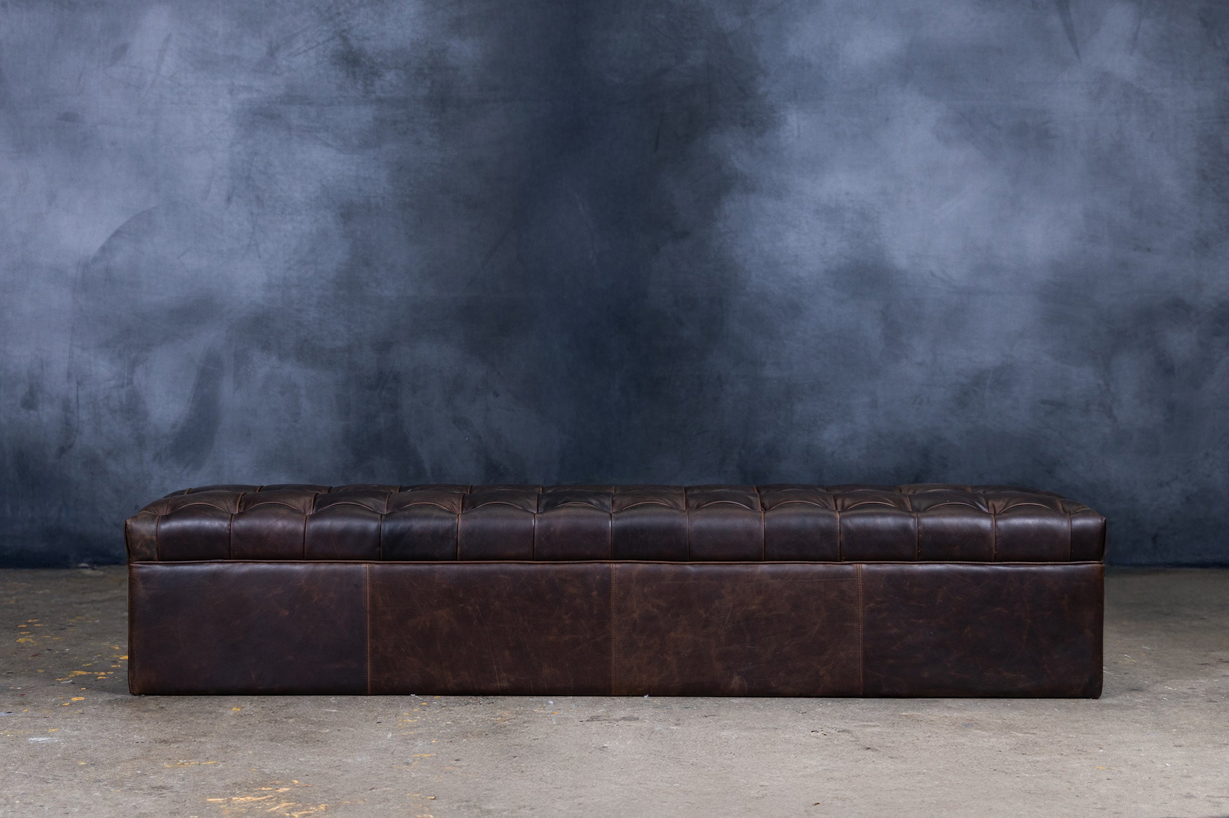 TUFTED END OF BED BENCH OTOMAN