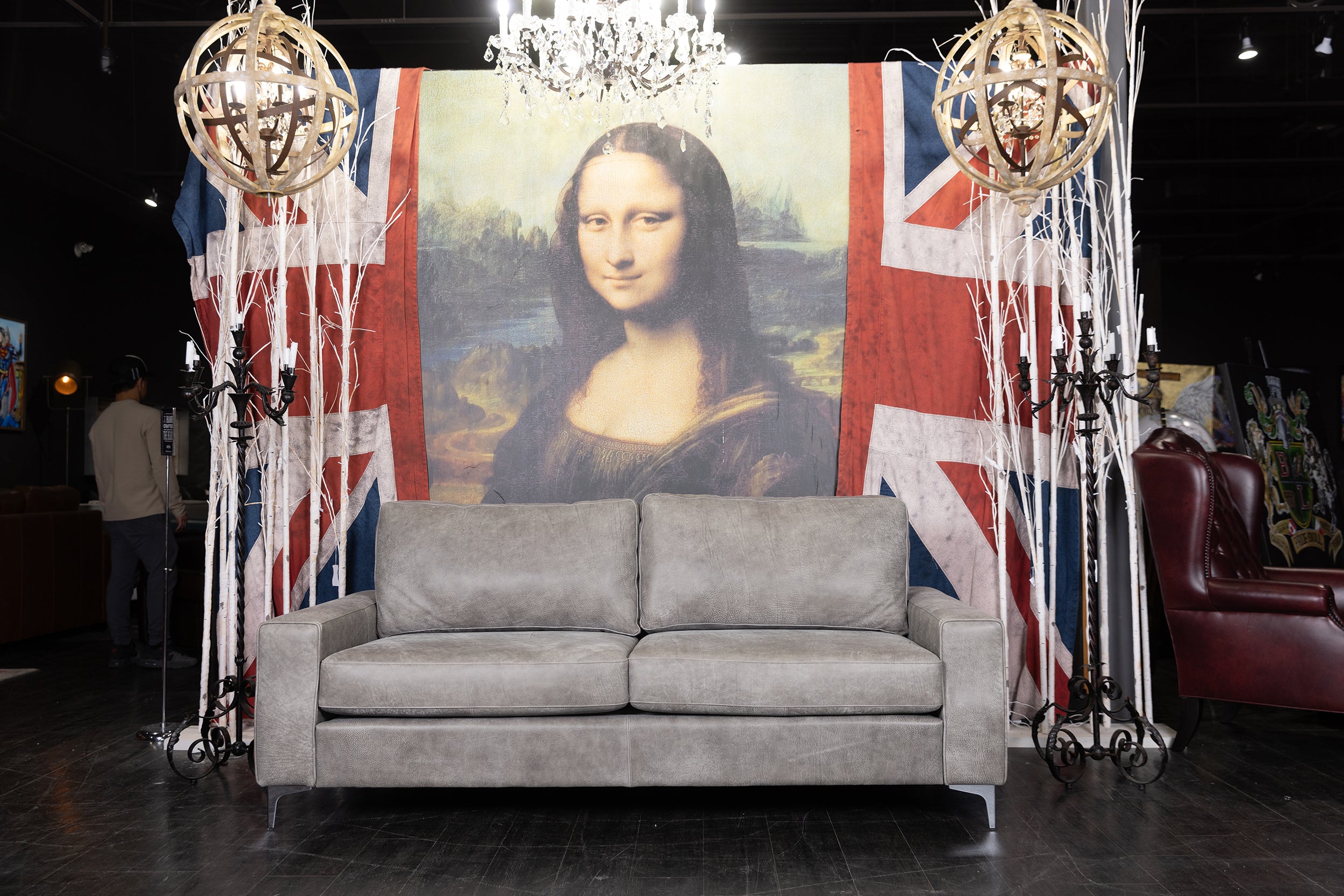 MILANO LEATHER SOFA FLOOR MODEL