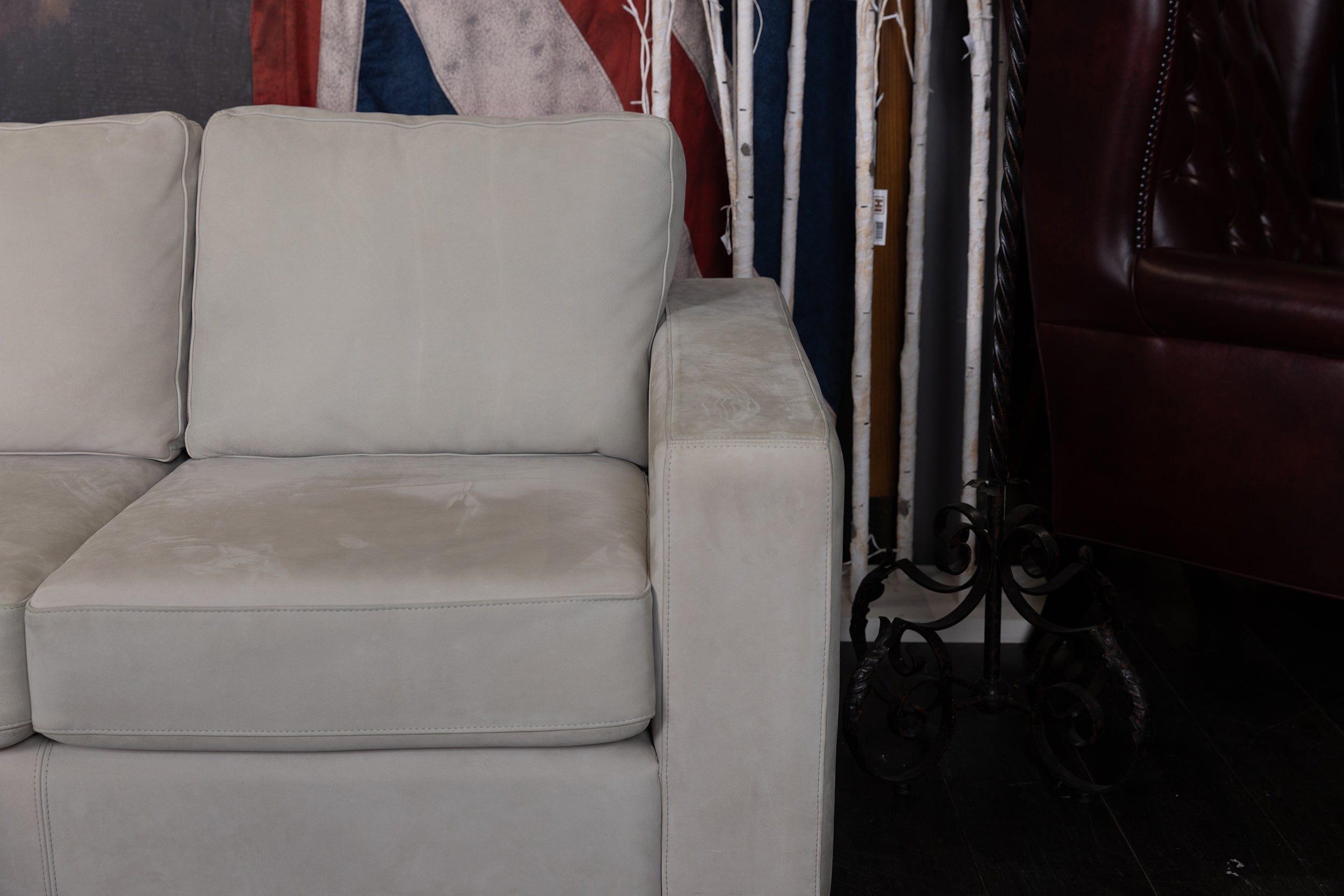 FOUR SEASONS SOFA 1O8 INCHB LONG 4 SEATER FLOOR MODEL