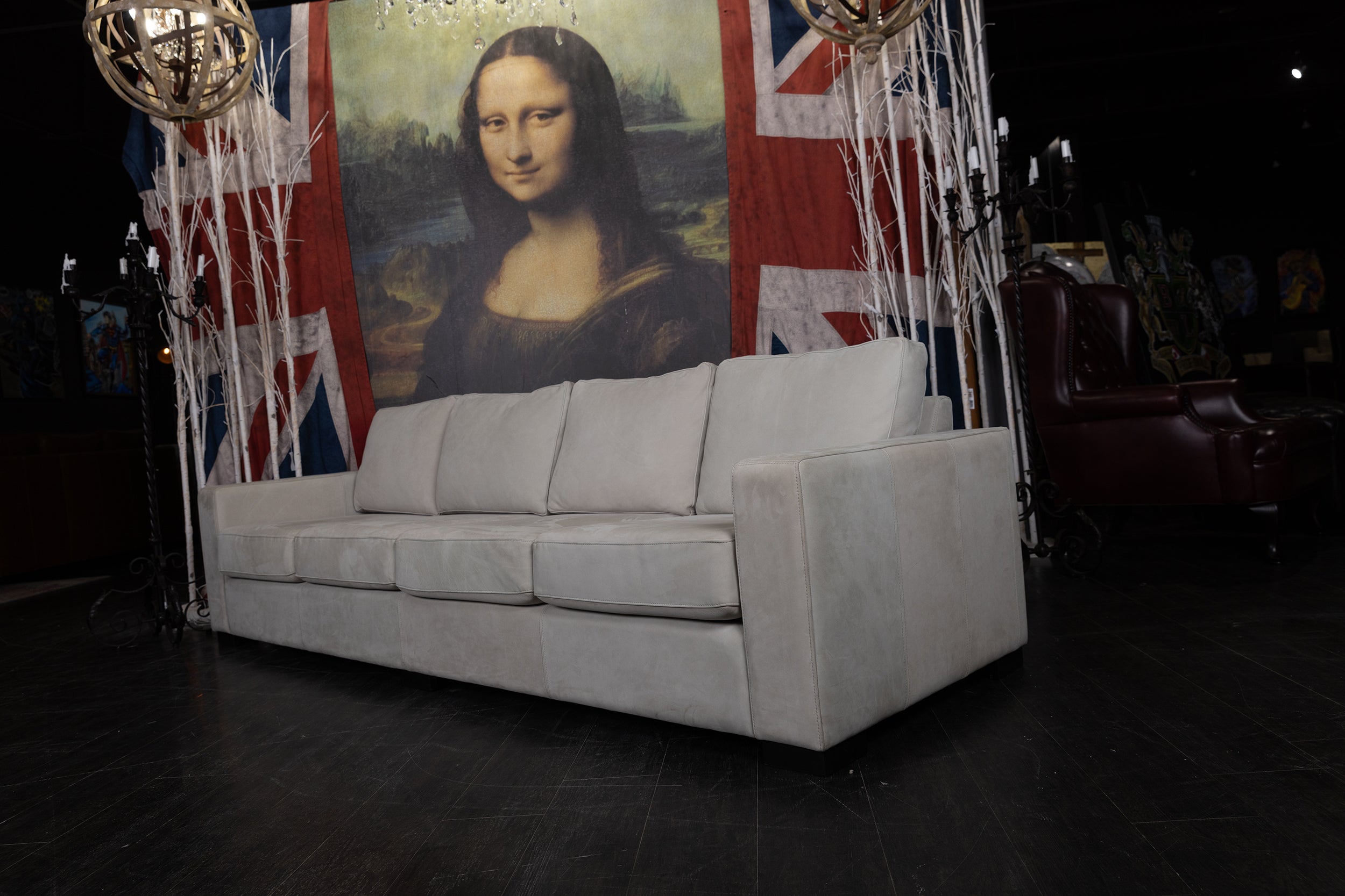 FOUR SEASONS SOFA 1O8 INCHB LONG 4 SEATER FLOOR MODEL