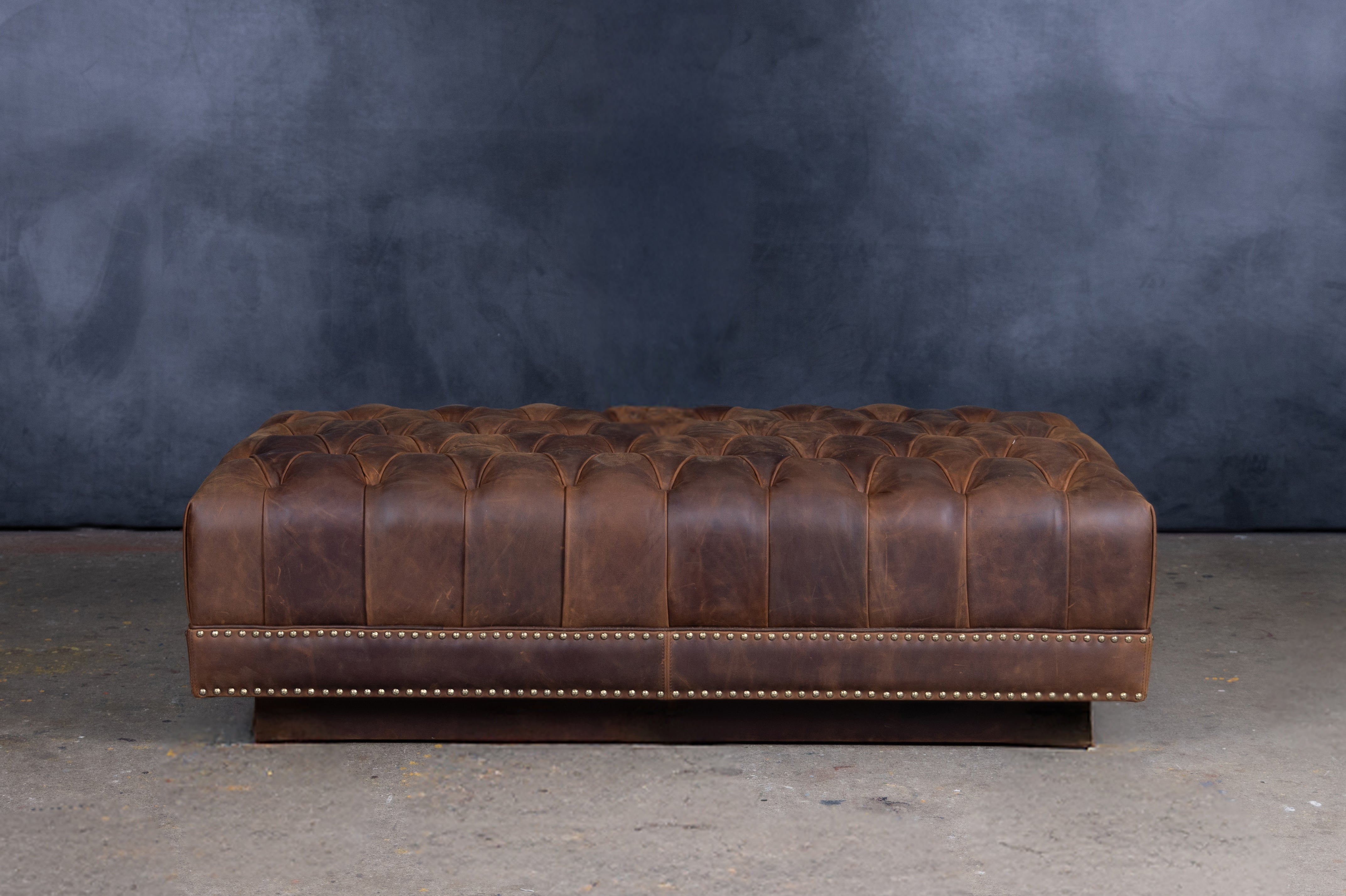MICHELANGELO LEATHER OTTOMAN