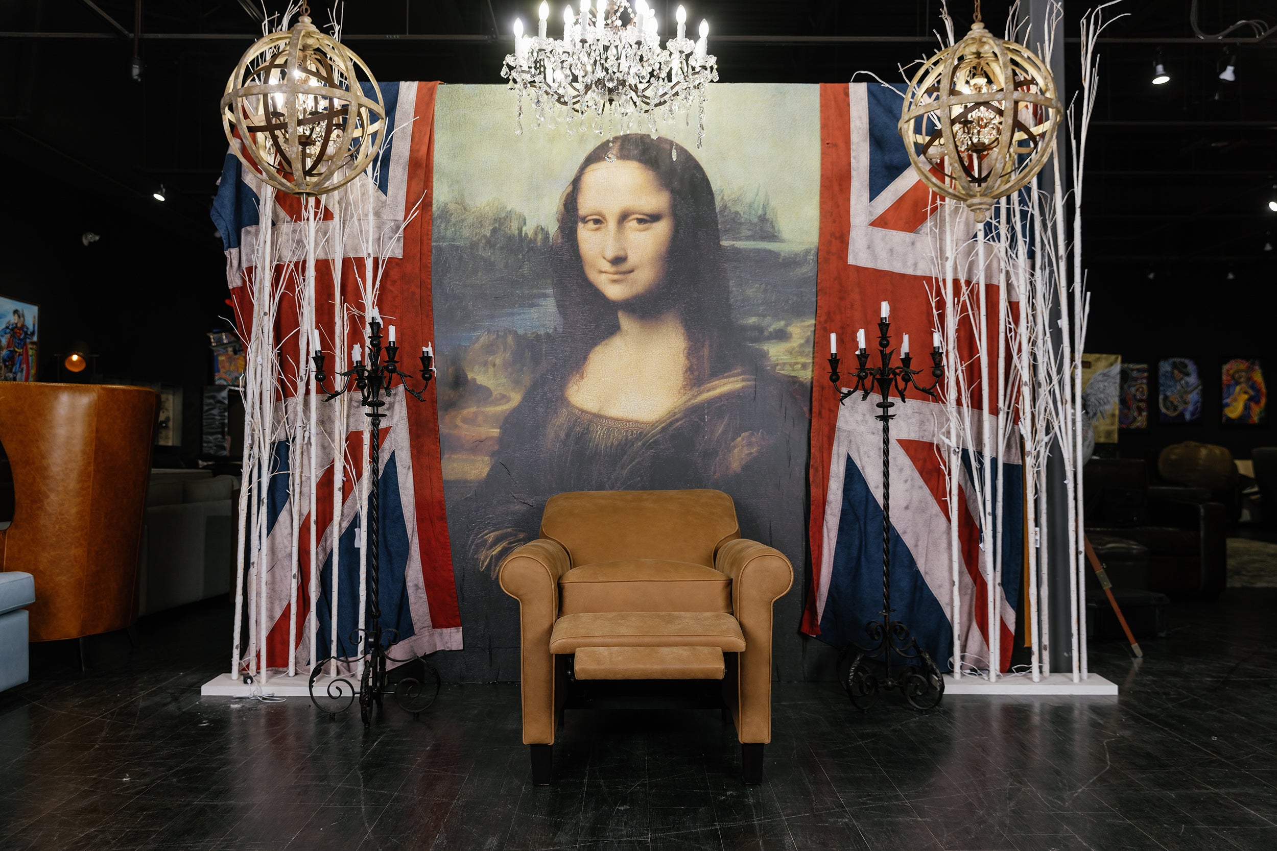 CHICAGO RECLINER CHAIR FLOOR MODEL