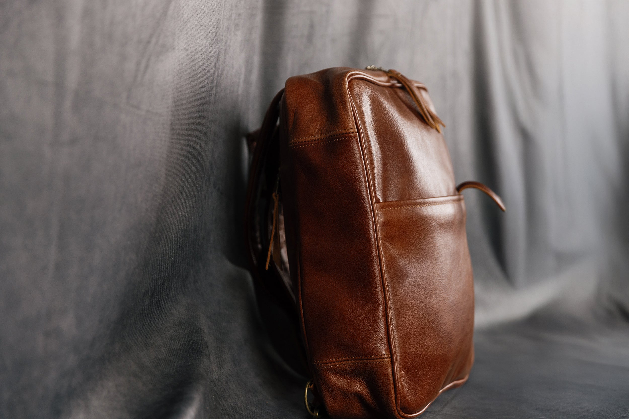THE REGENT LEATHER MESSENGER CHESTNUT