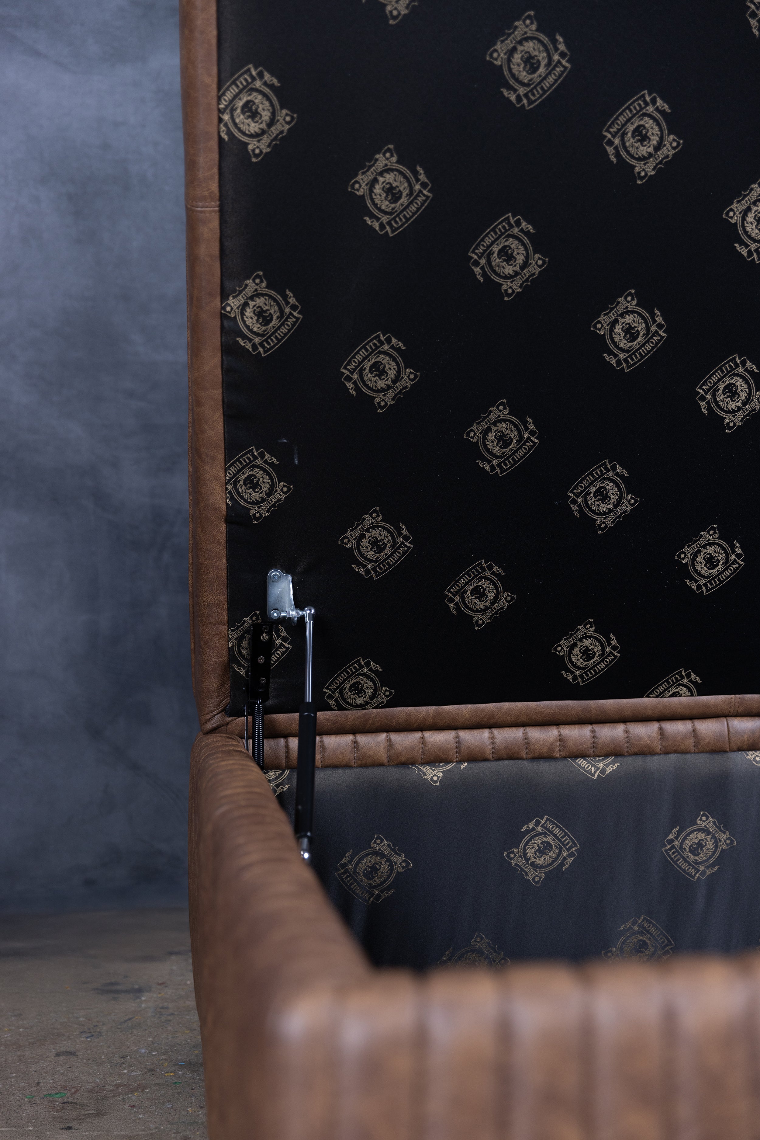 LARGE REBEL STORAGE OTTOMAN