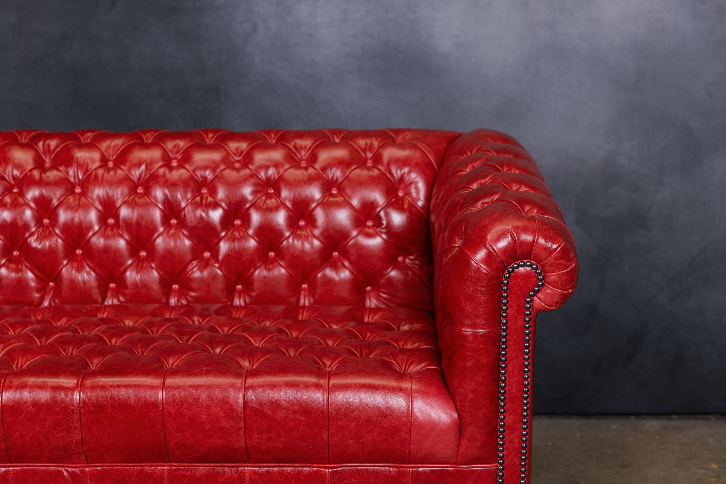 WALL STREET LEATHER SOFA