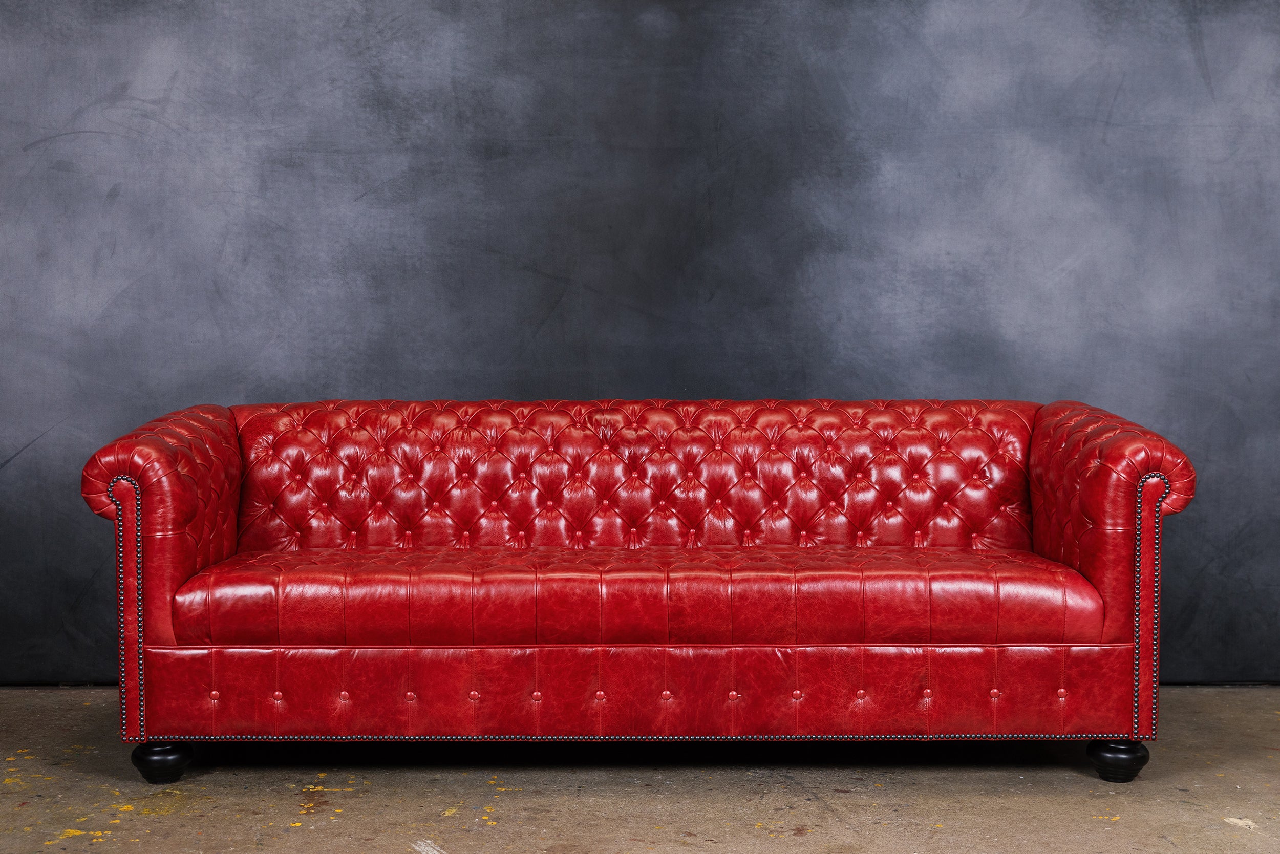 WALL STREET LEATHER SOFA