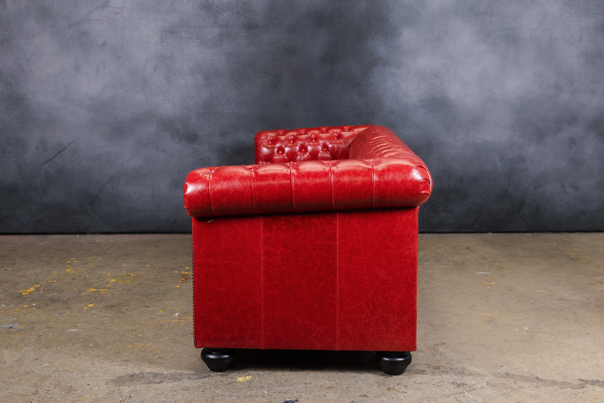 WALL STREET LEATHER SOFA