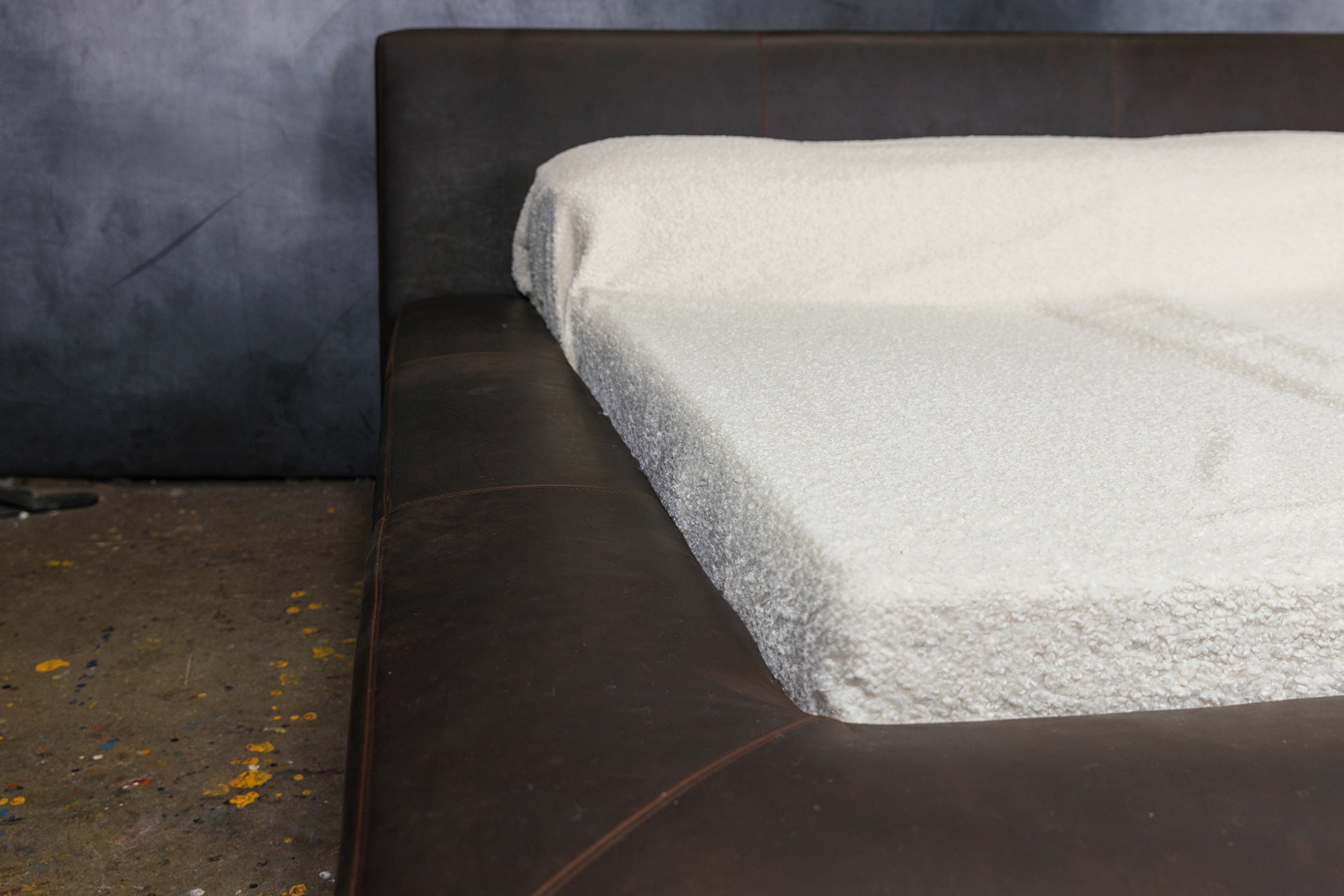 CORPORAL LEATHER BED