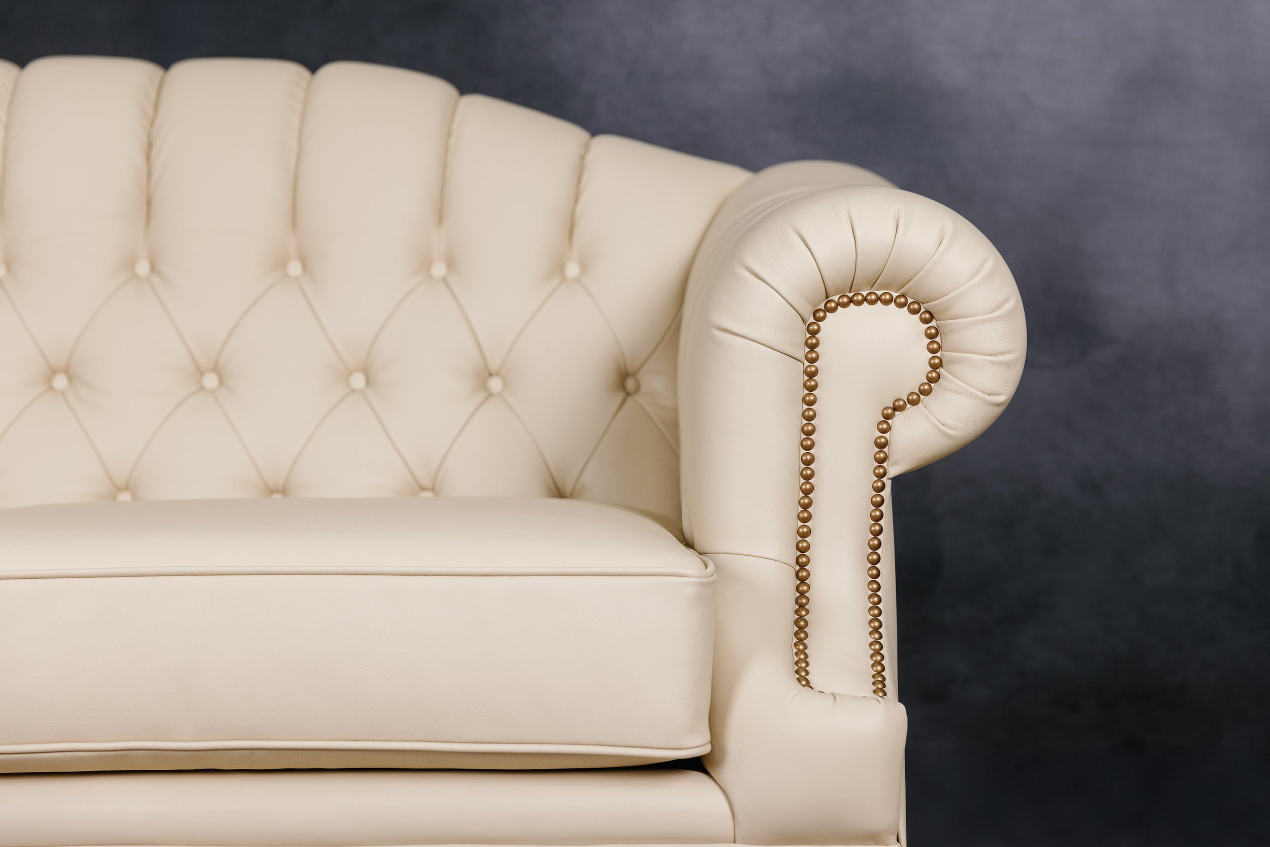 ASHBURY LEATHER SOFA