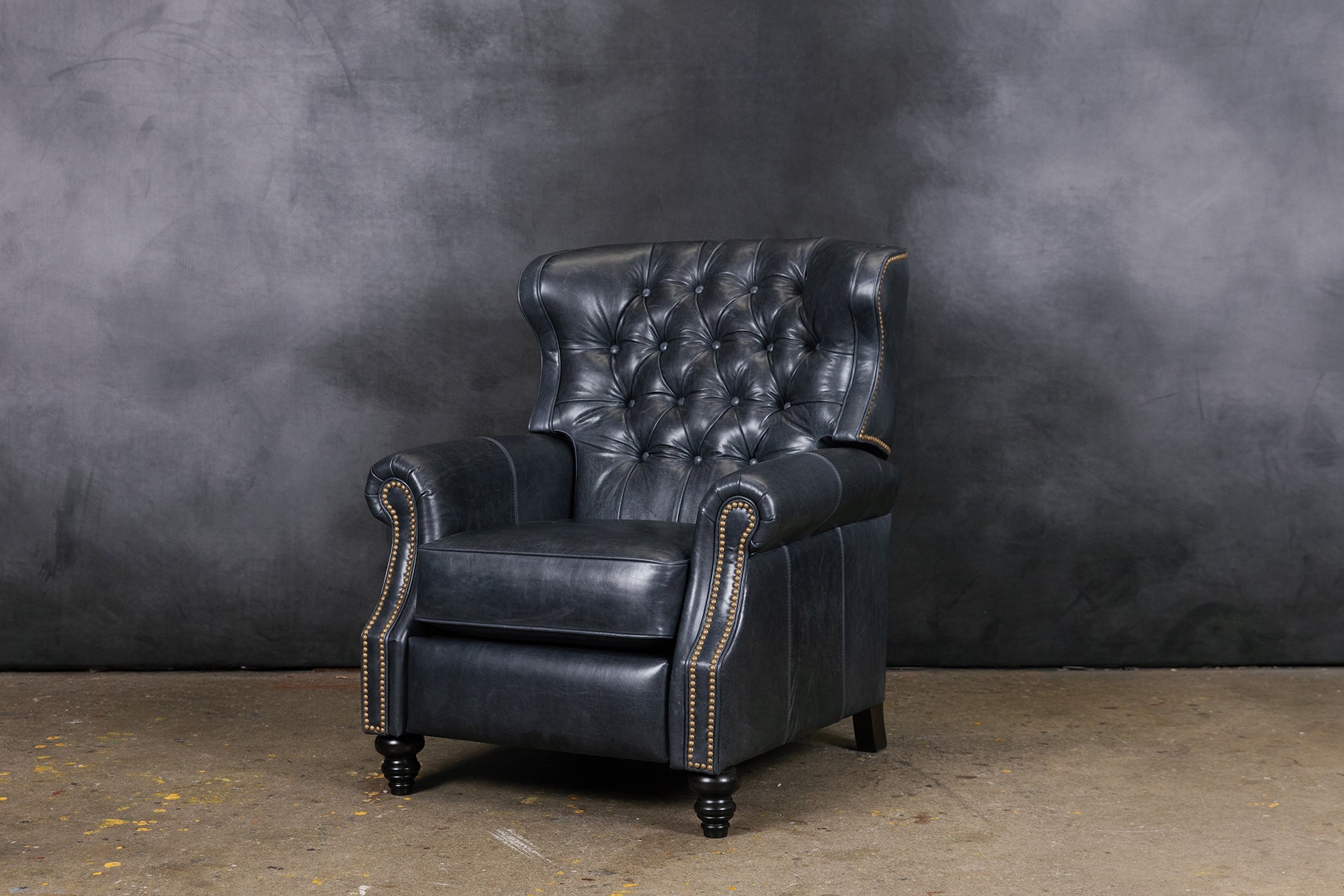CHAMBERLAIN RECLINER