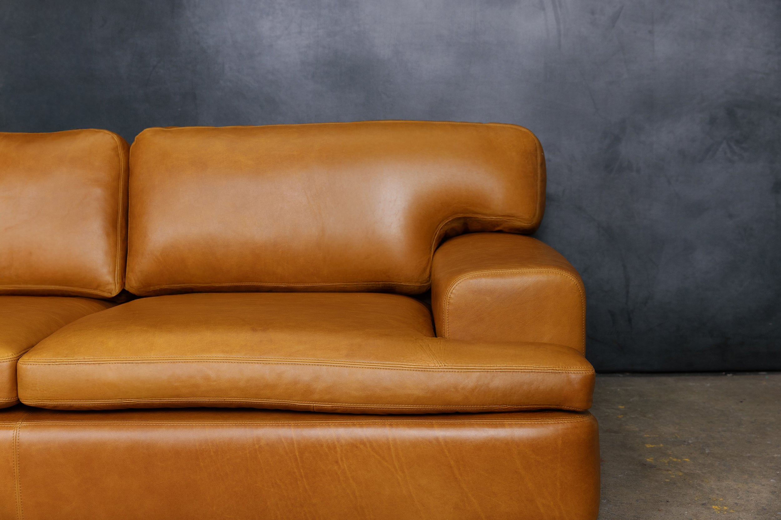 CANAPÉ EN CUIR MADDEX