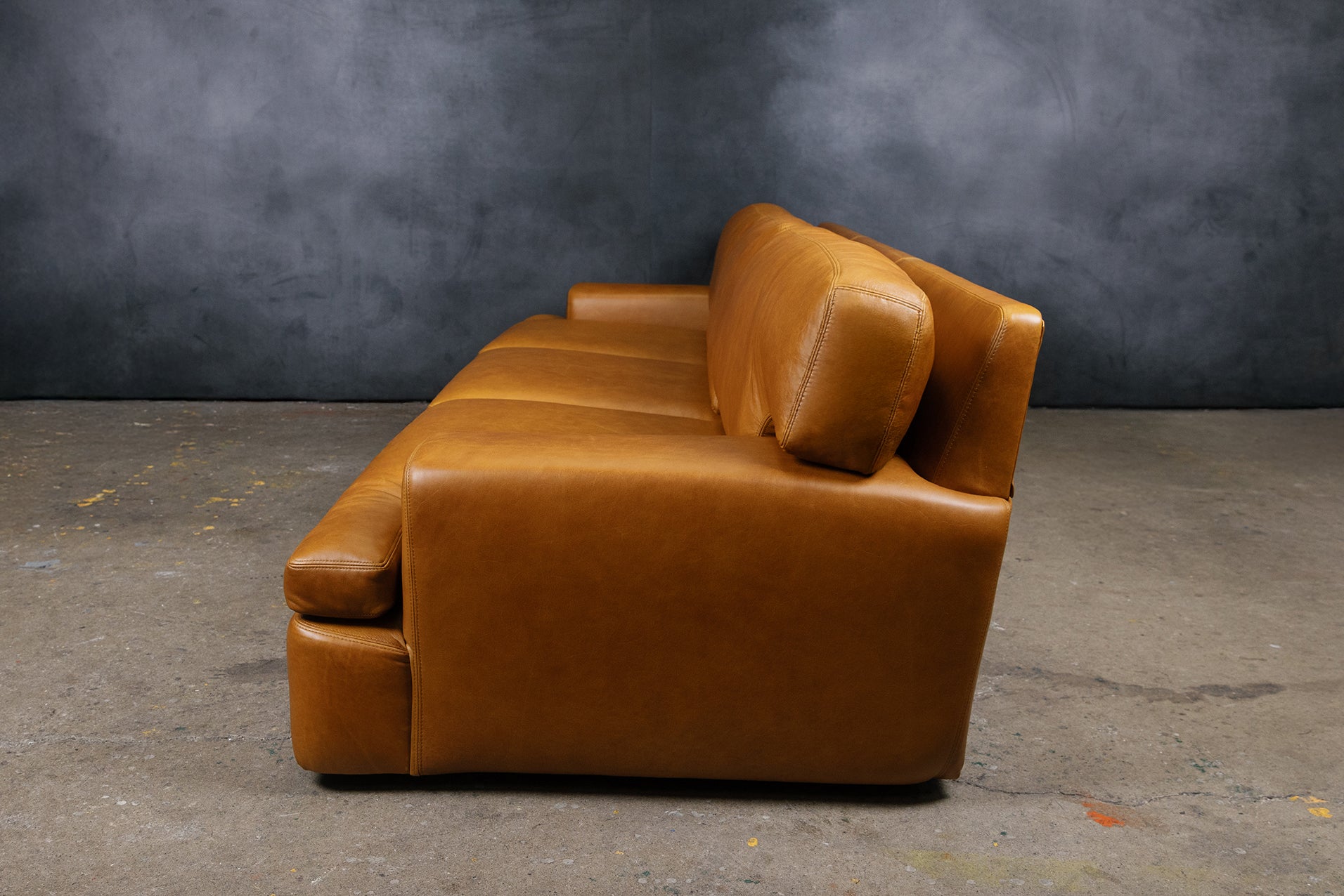 CANAPÉ EN CUIR MADDEX