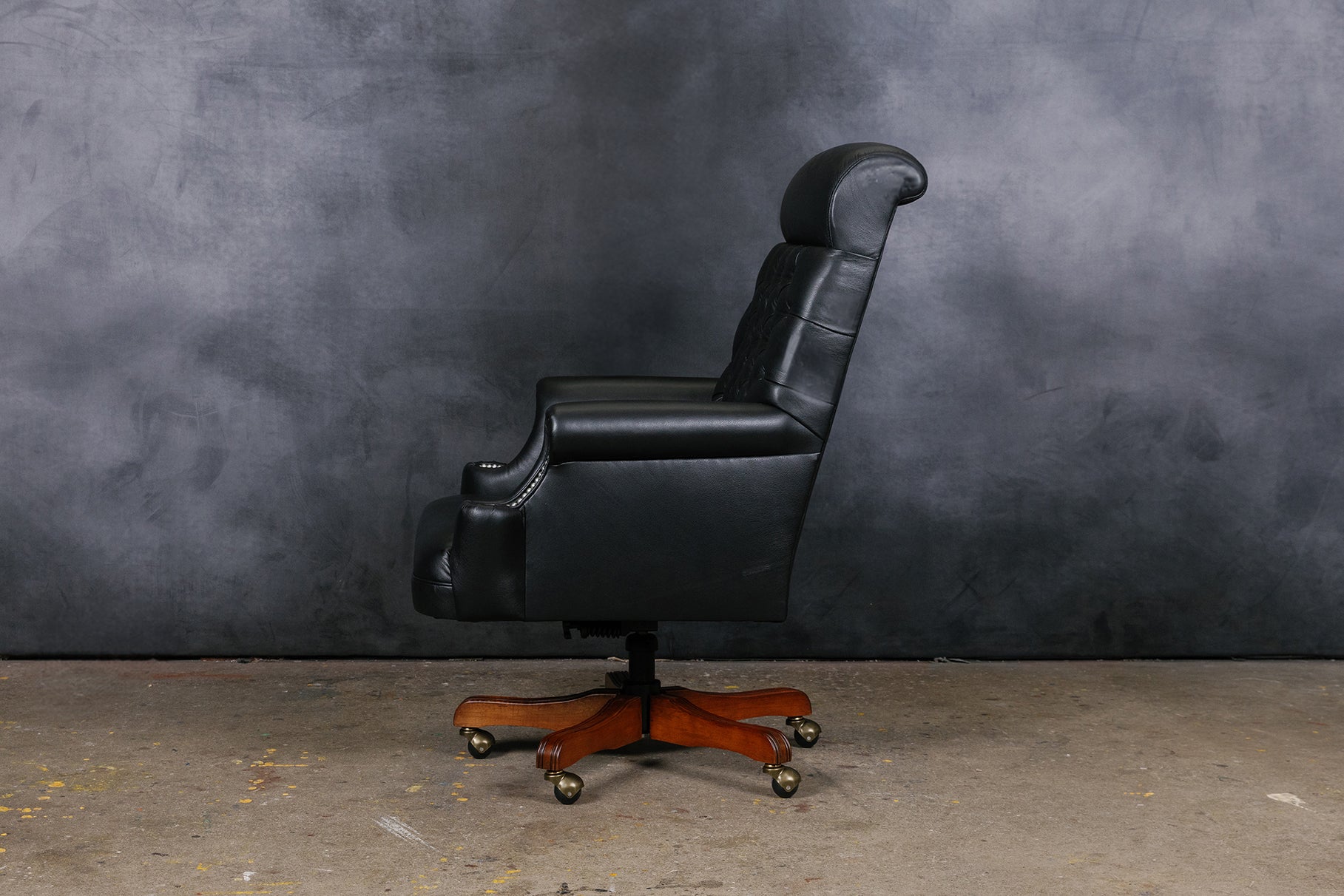 PRÉSIDENT DU BUREAU DU SÉNATEUR