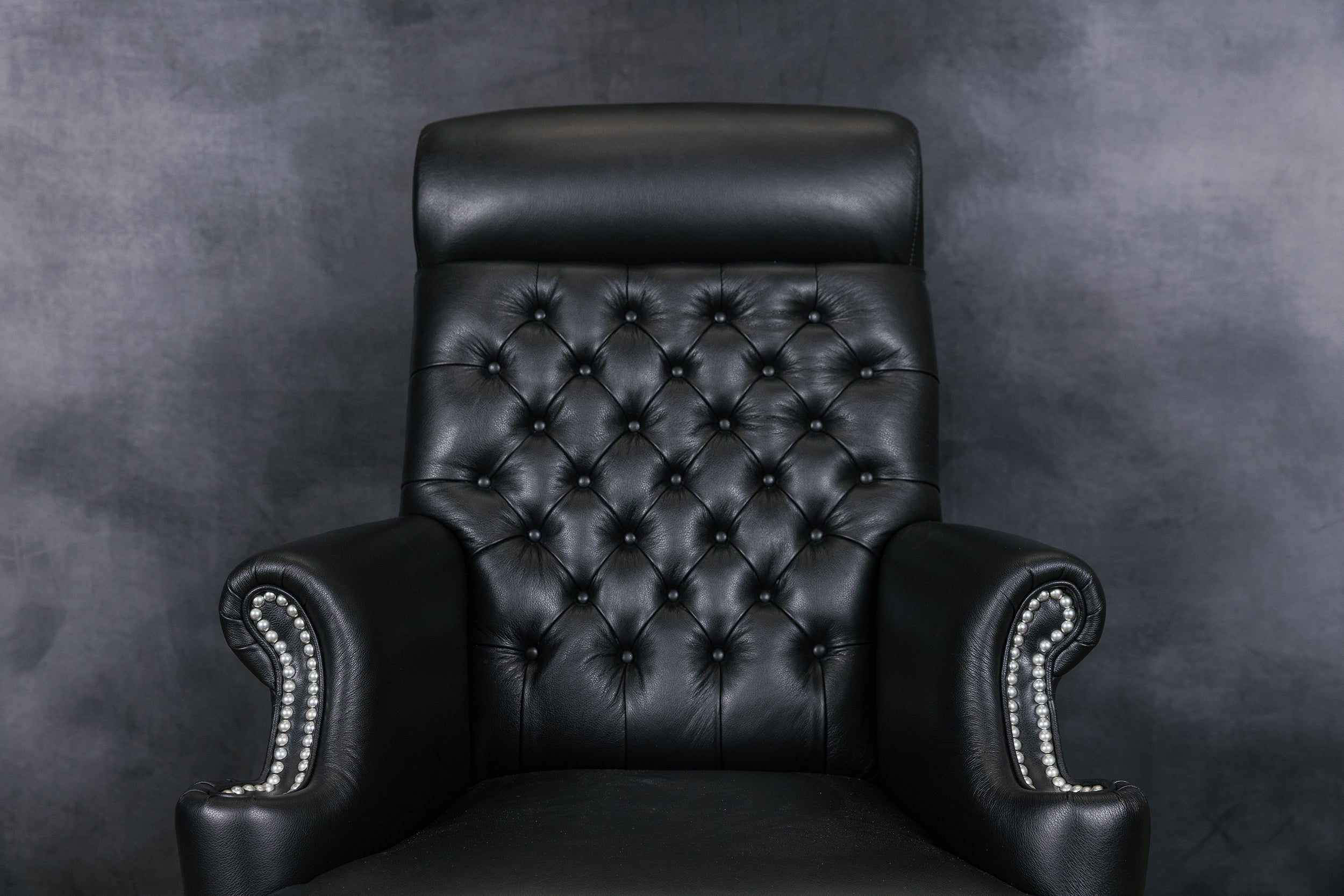 PRÉSIDENT DU BUREAU DU SÉNATEUR