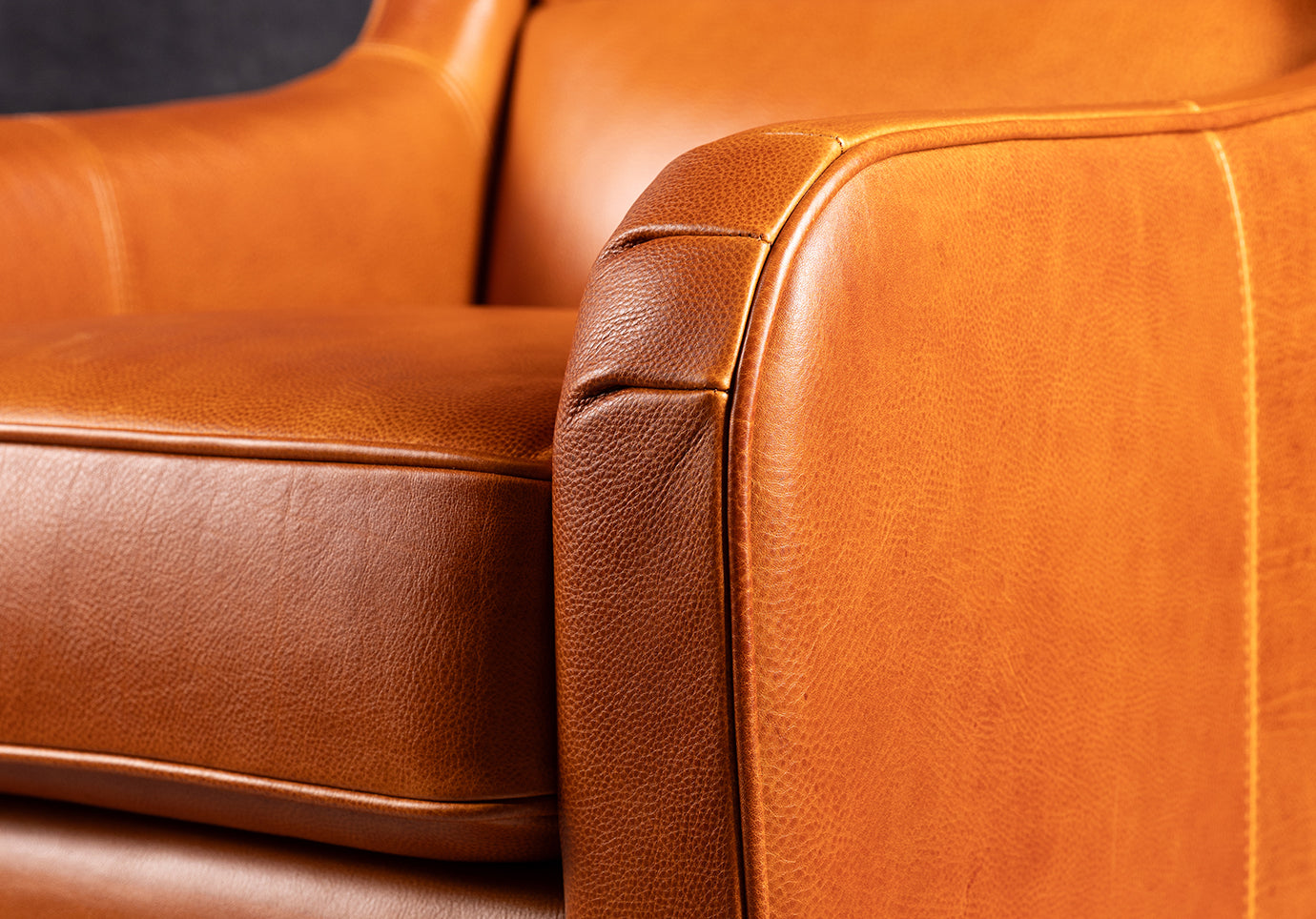 LE FAUTEUIL EN CUIR BUGATTI