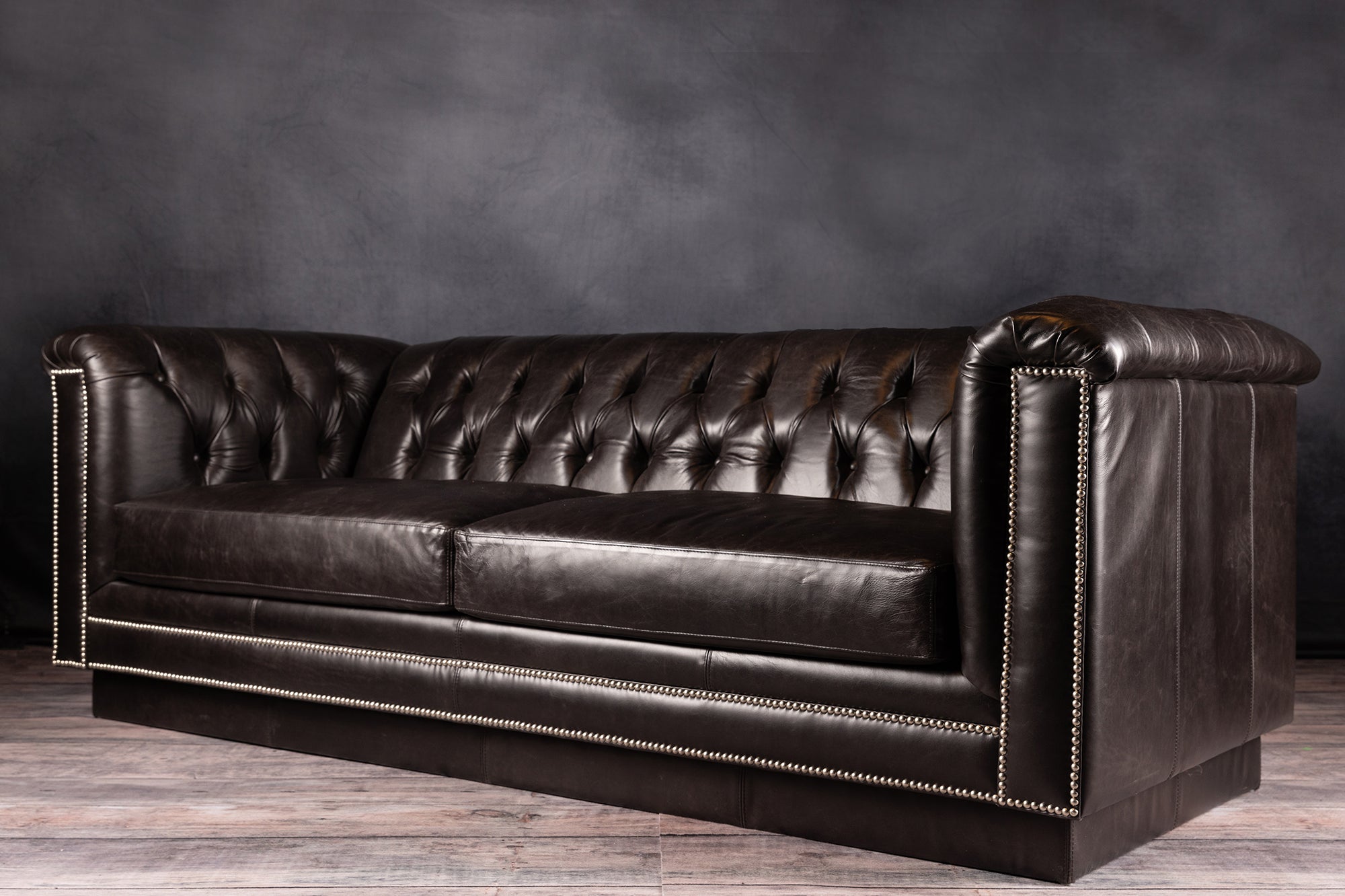 LEATHER SOFA 