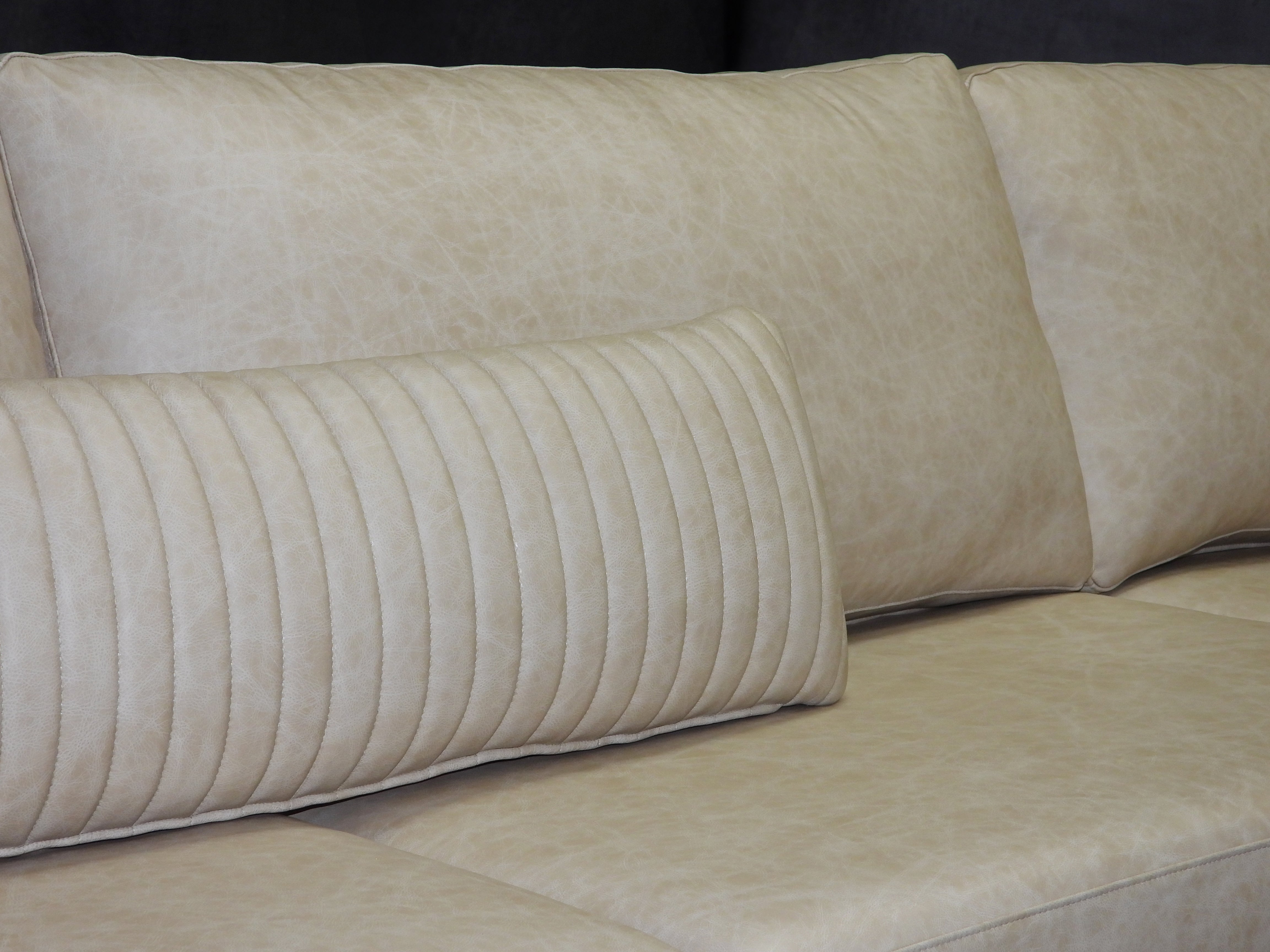 SIÈGE SECTIONNEL EN CUIR FLIGHT DECK