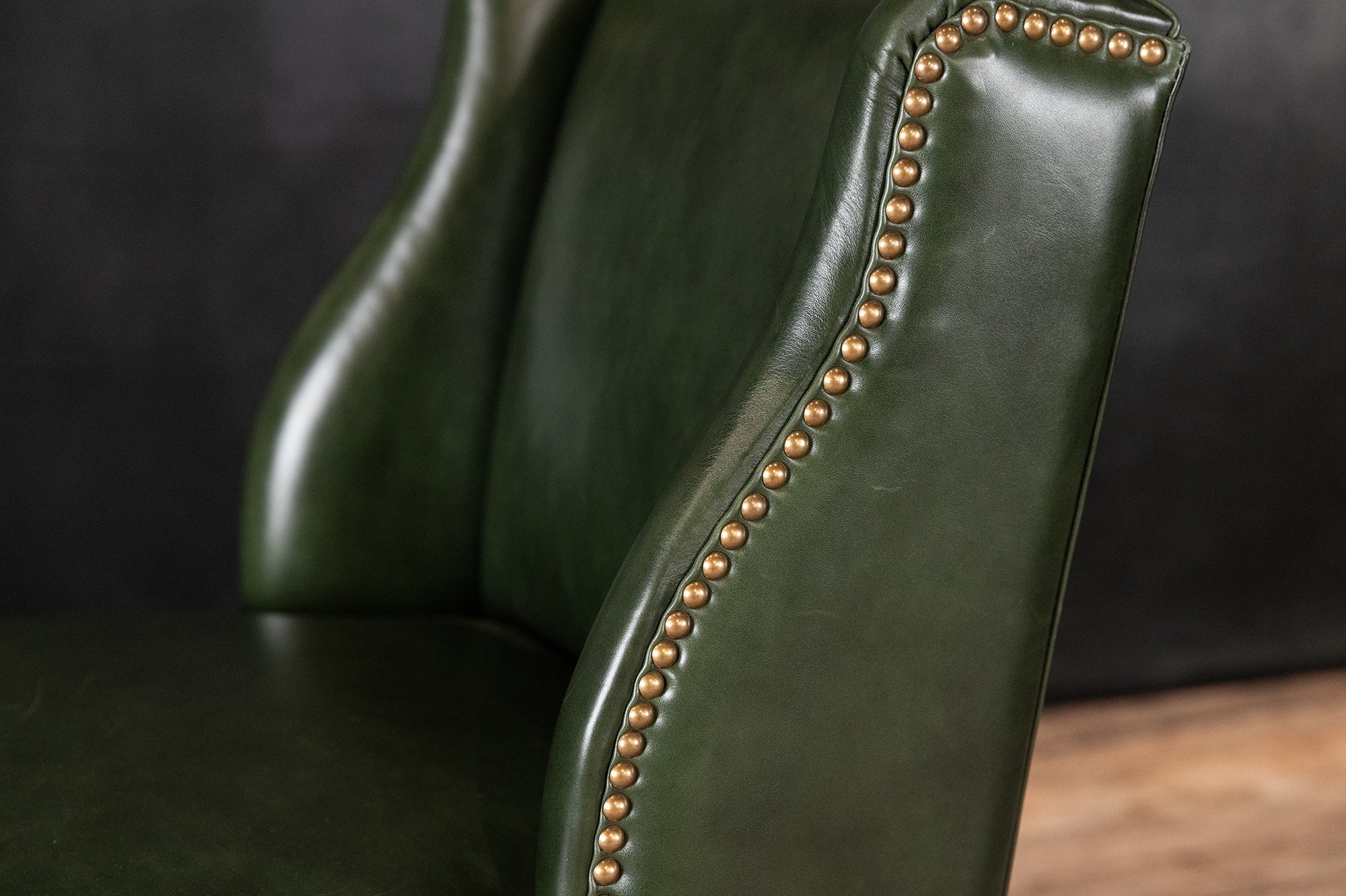 Tabouret de bar géorgien