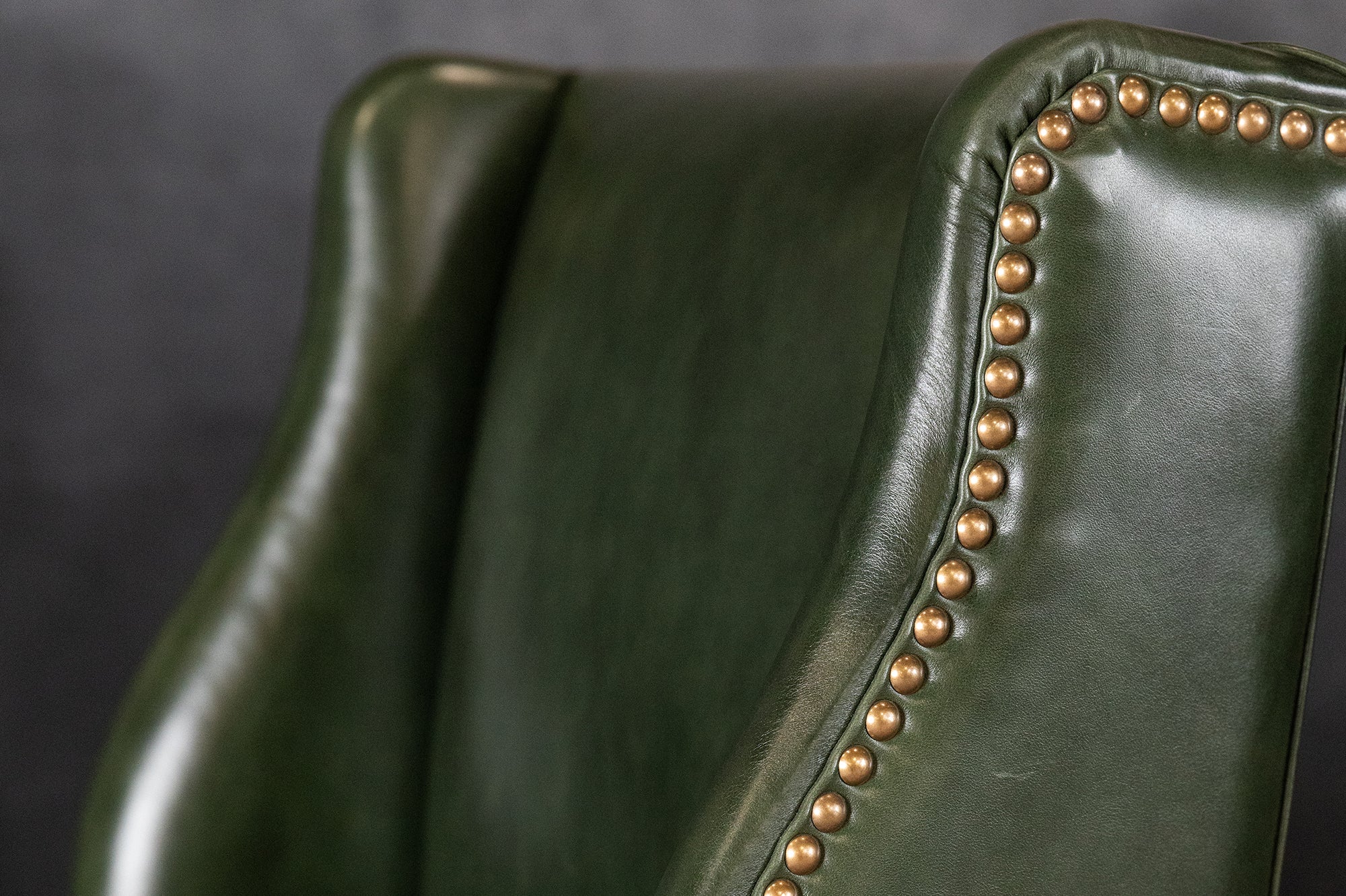 Tabouret de bar géorgien