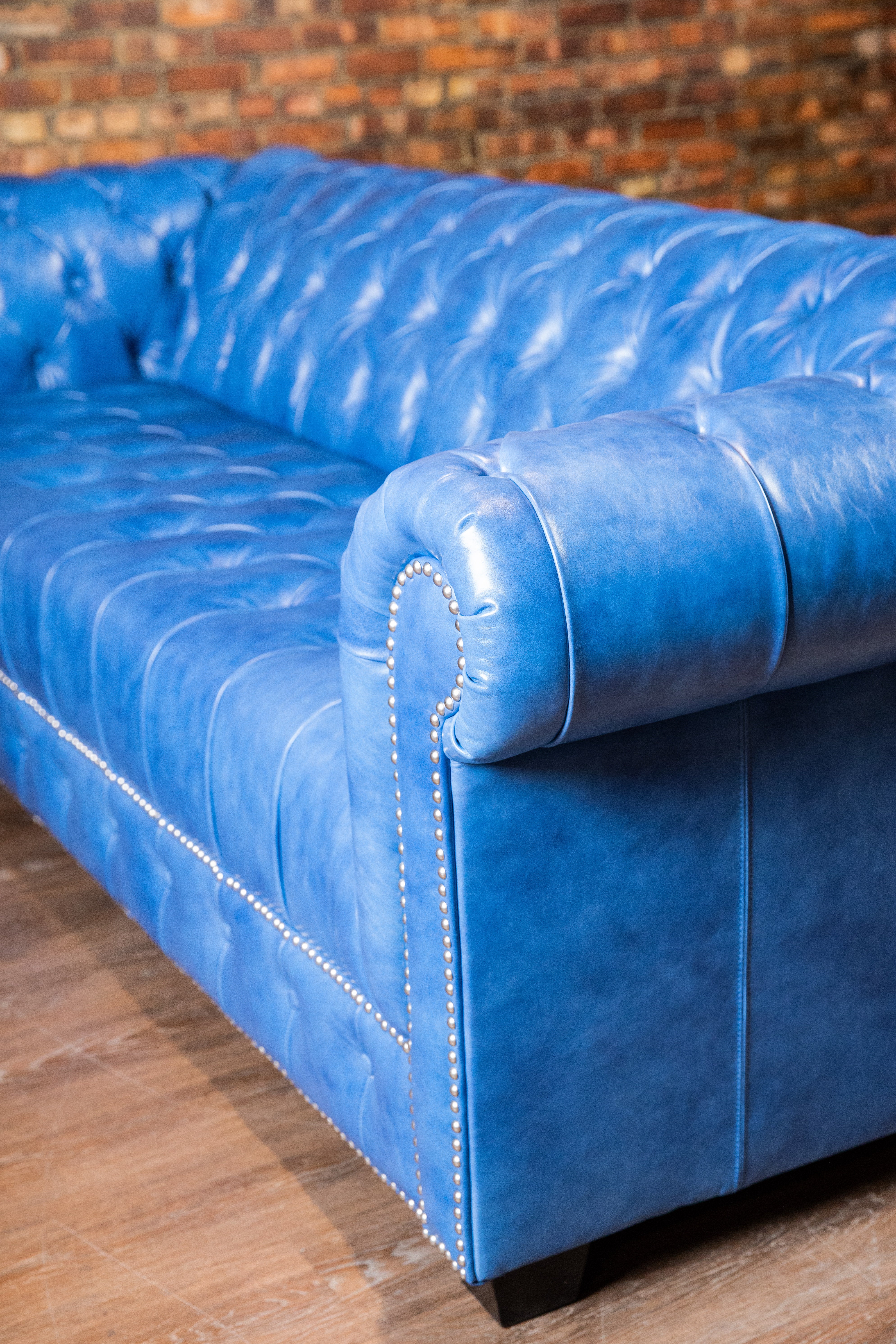 ROYAL BRITANNIA LEATHER SOFA