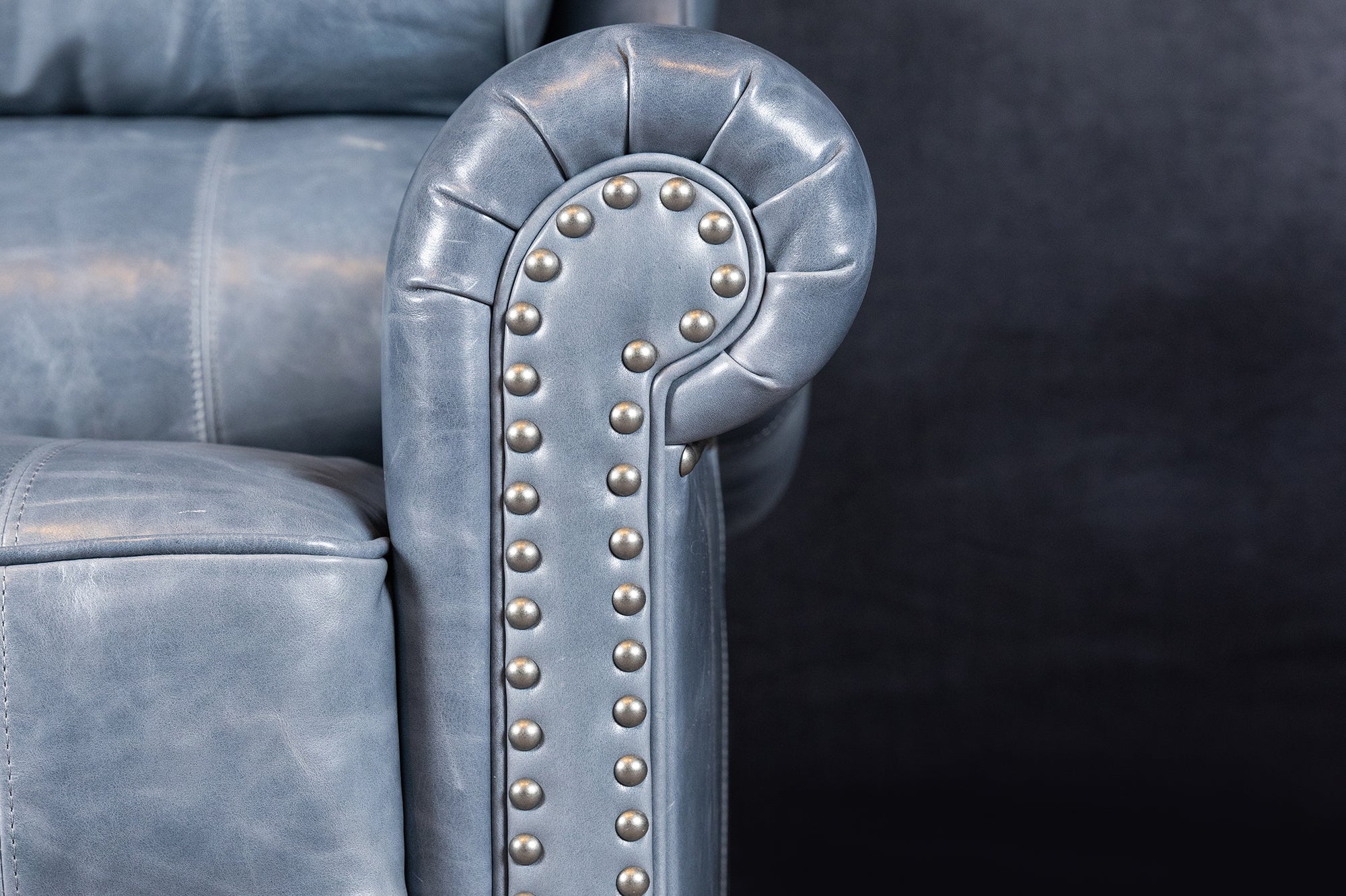 FAUTEUIL INCLINABLE JAMISON À OREILLES