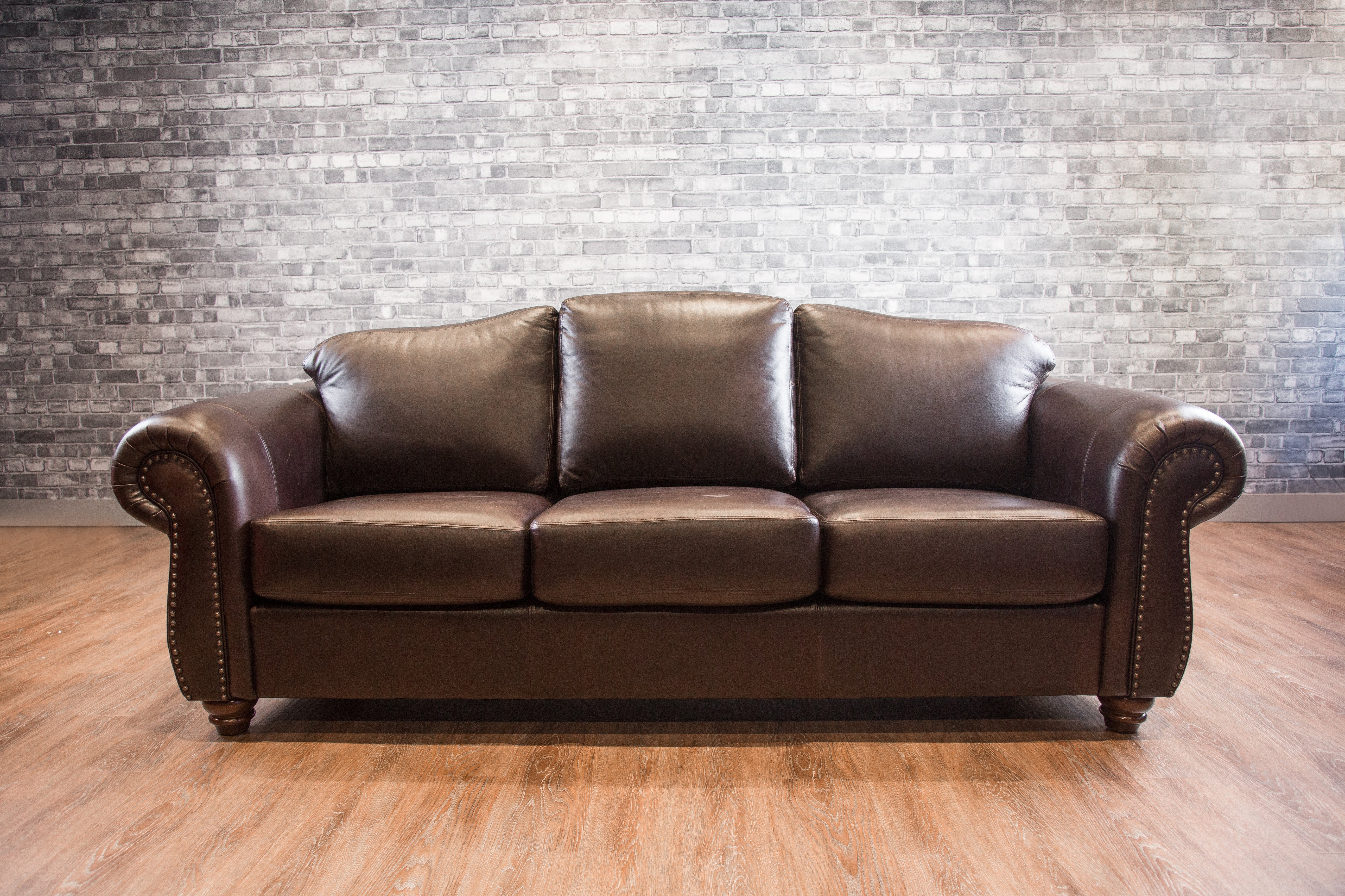 UTAH LEATHER SOFA