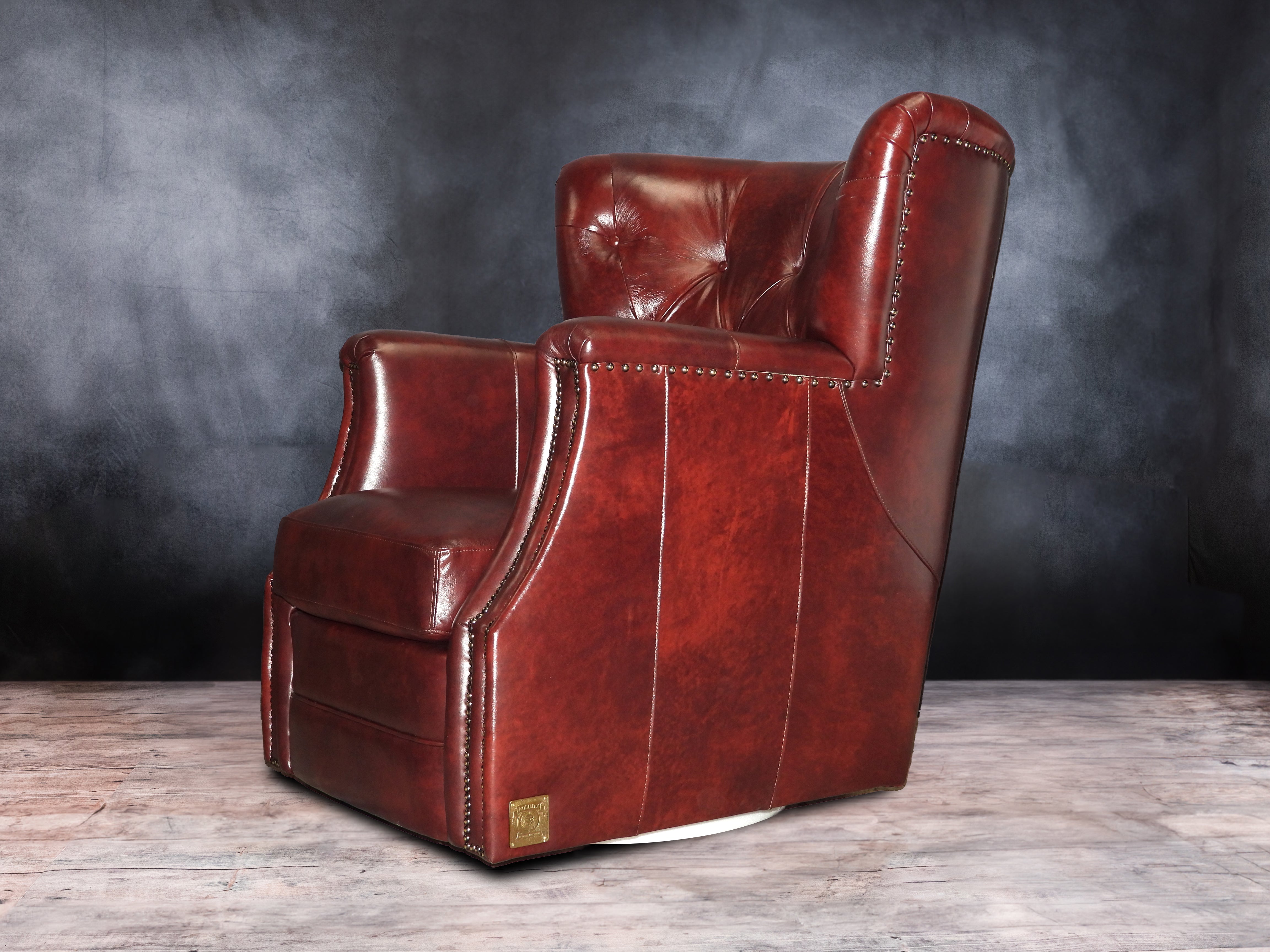 MONTECRISTO WINGBACK SWIVEL CHAIR