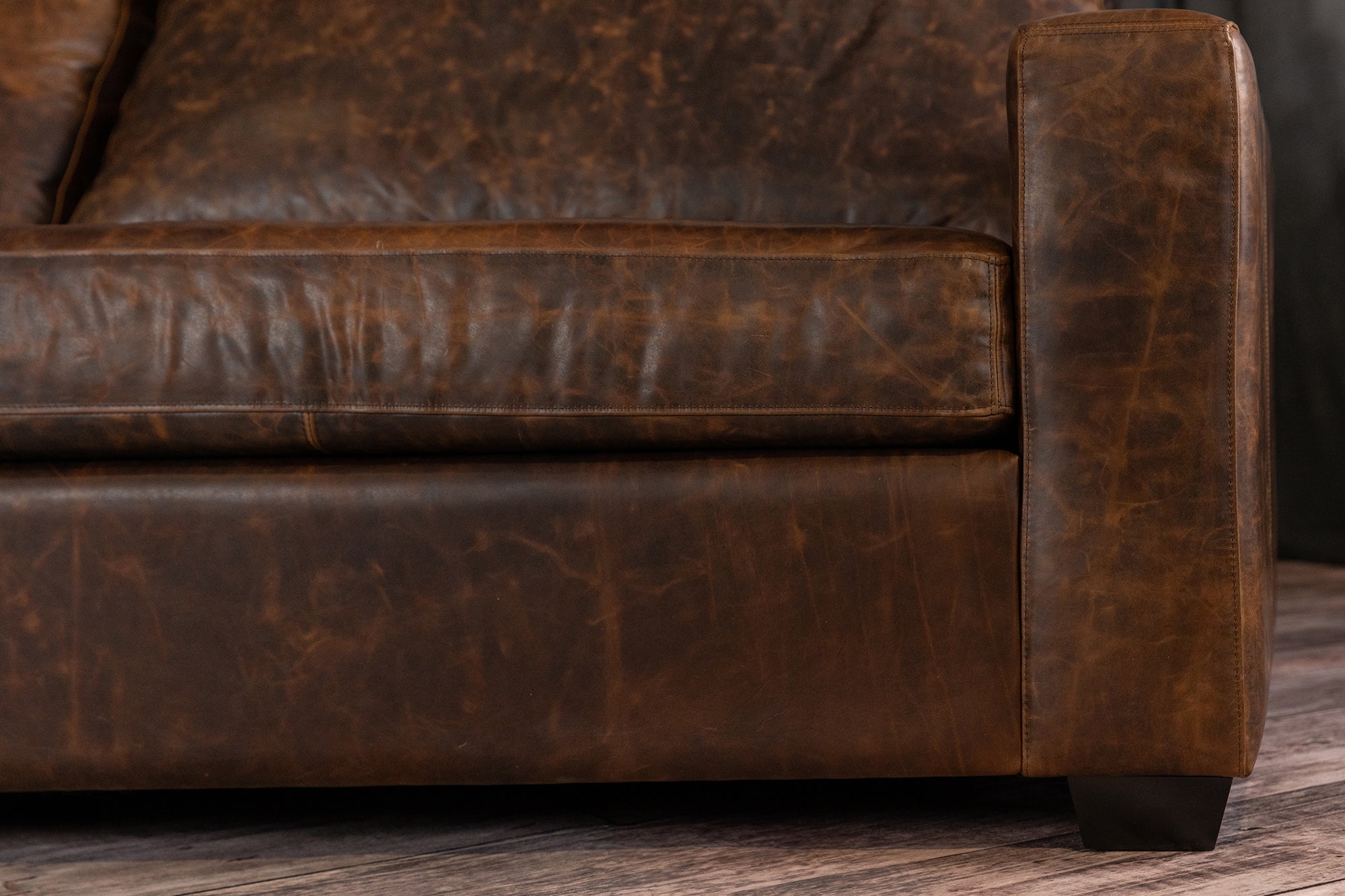 LEATHER SOFA 