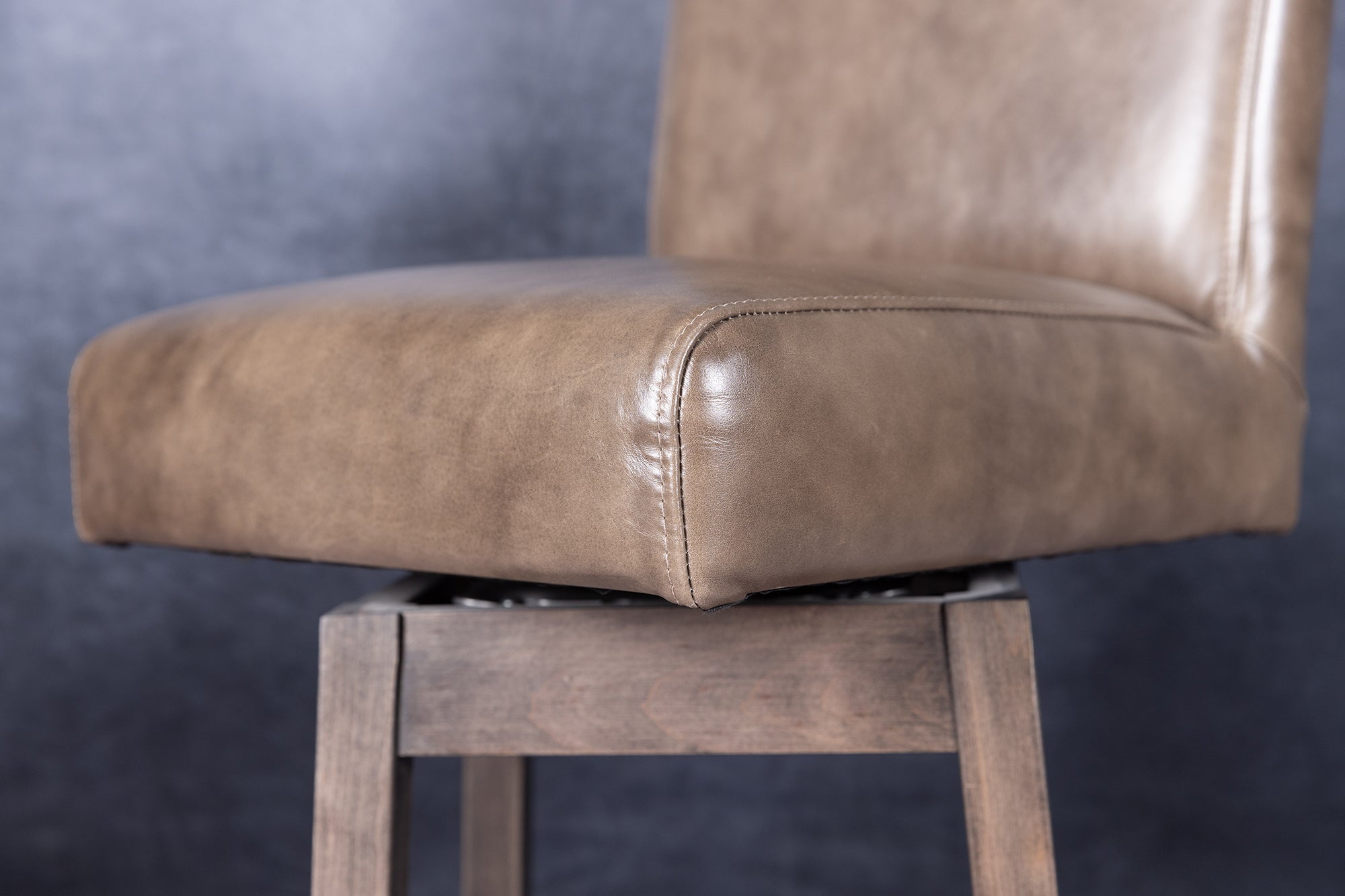 Tabouret de bar pivotant Oklahoma