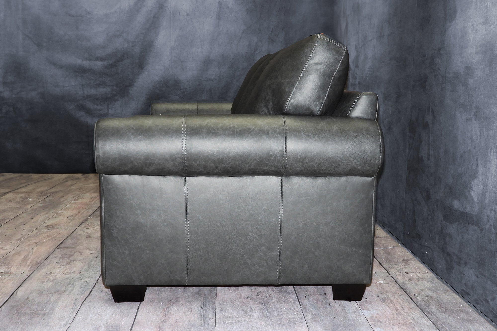 LEATHER SOFA 