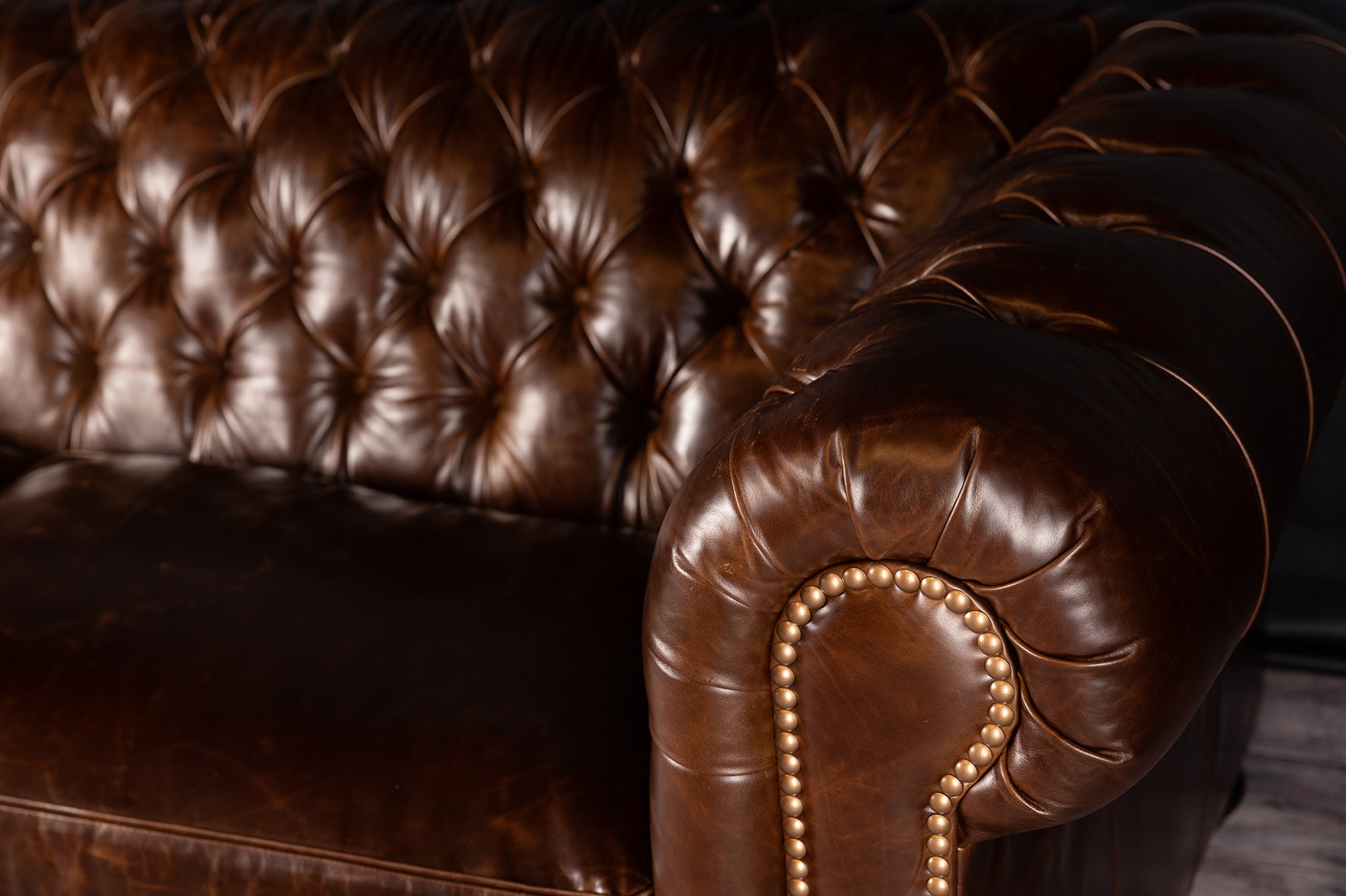 LEATHER SOFA 